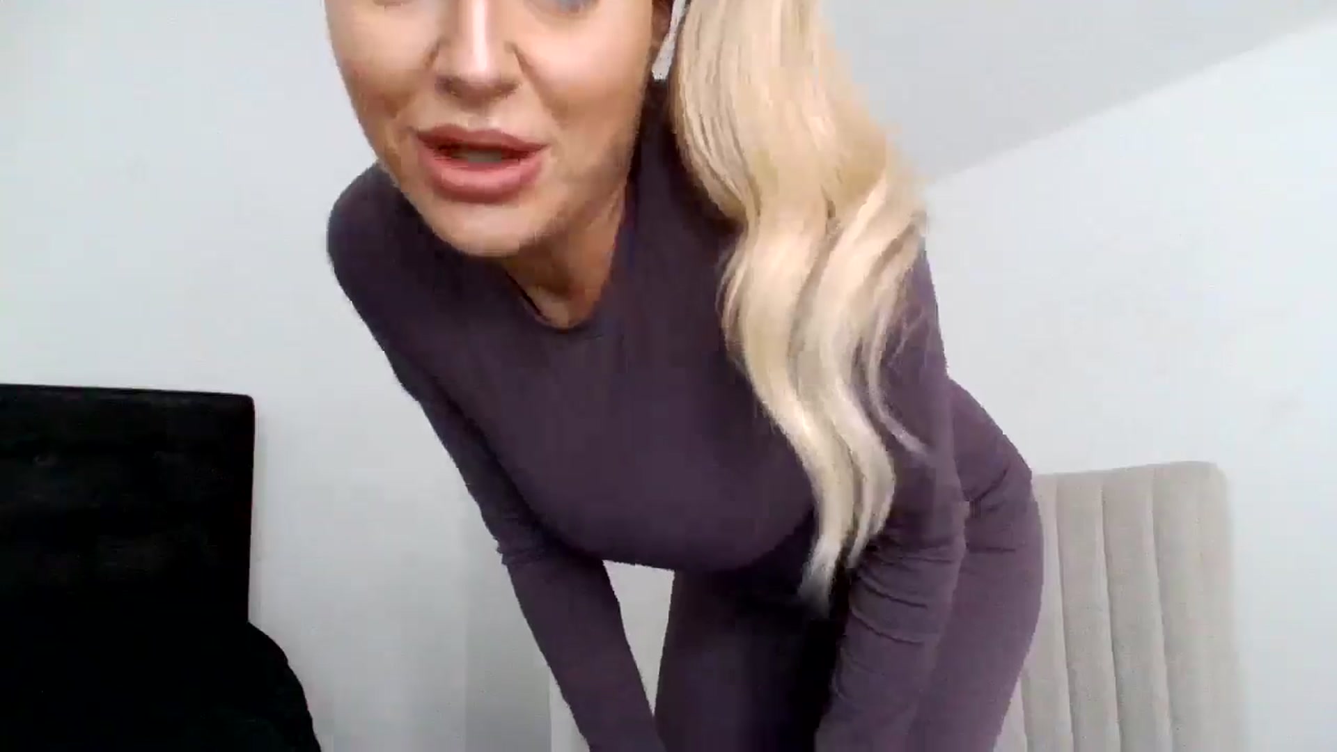 Gallery image thumbnail from MeganMiles's myfreecams stream on, 11/18/2025, 11:19 image 18 of 20