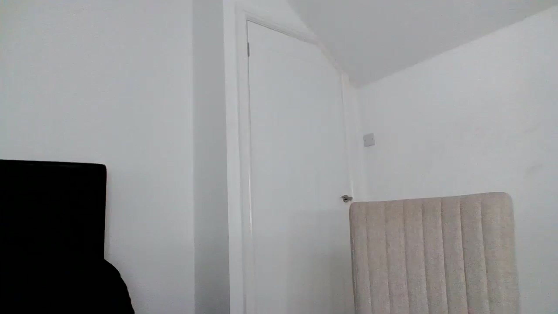 Gallery image thumbnail from MeganMiles's myfreecams stream on, 11/18/2025, 11:19 image 15 of 20