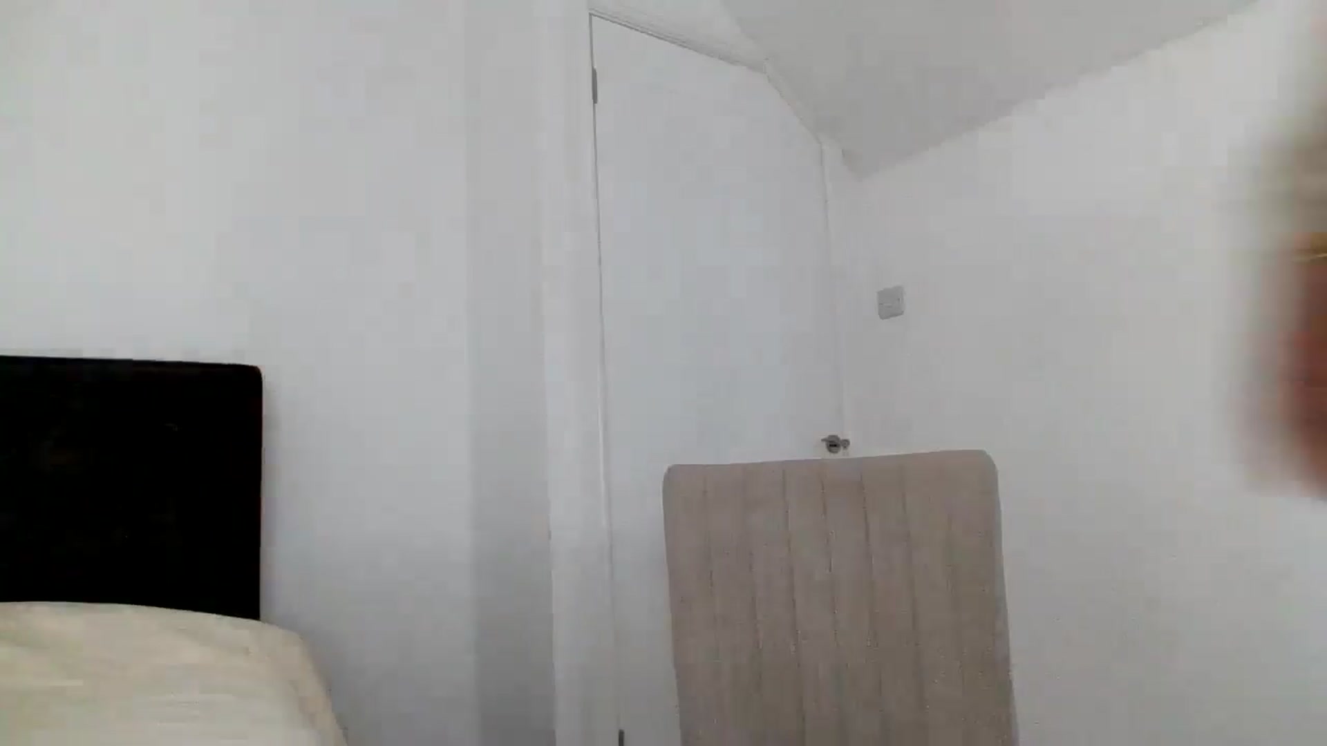 Gallery image thumbnail from MeganMiles's myfreecams stream on, 12/17/2025, 11:54 image 20 of 20