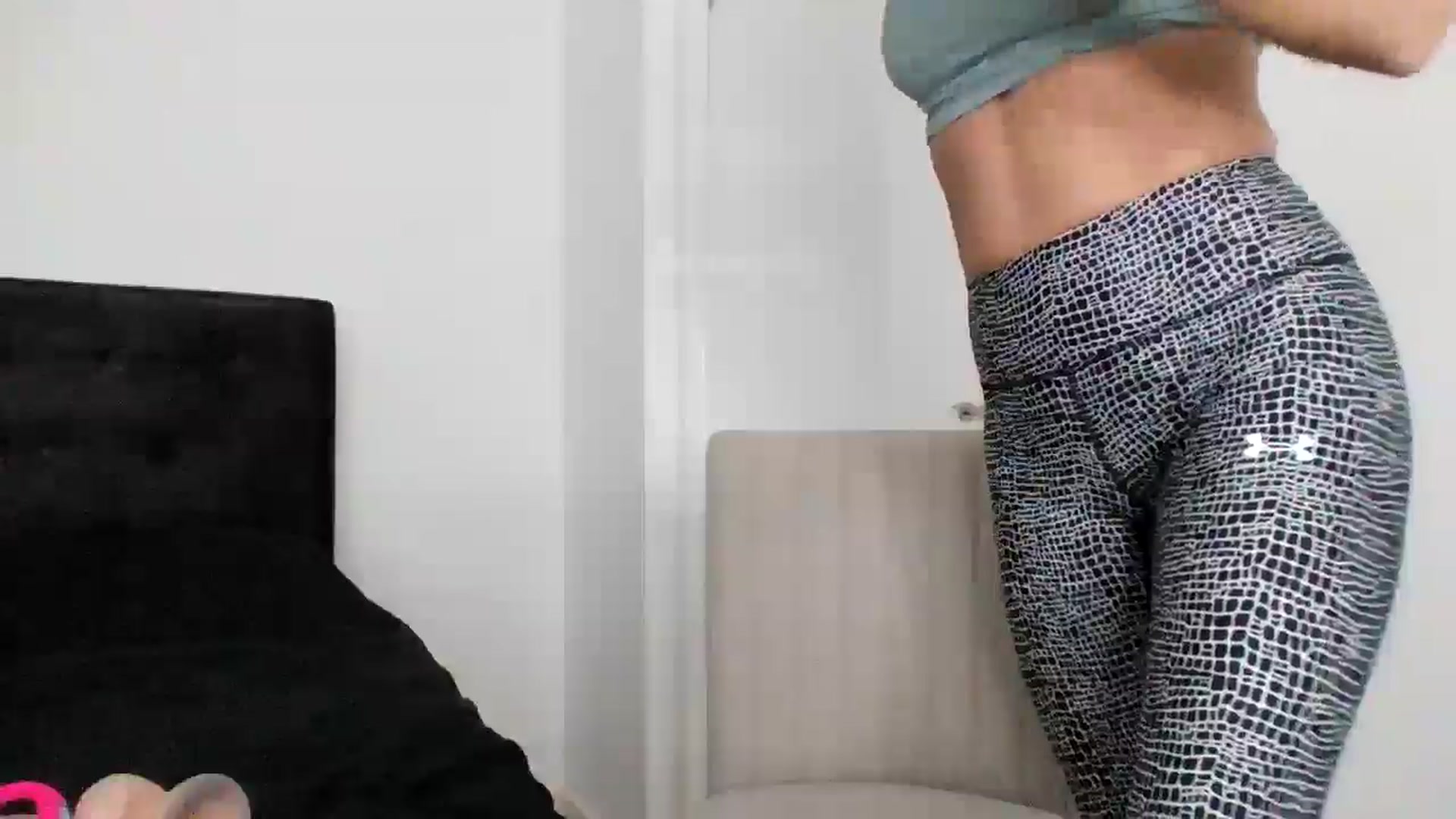 Gallery image thumbnail from MeganMiles's myfreecams stream on, 12/19/2025, 19:01 image 3 of 20