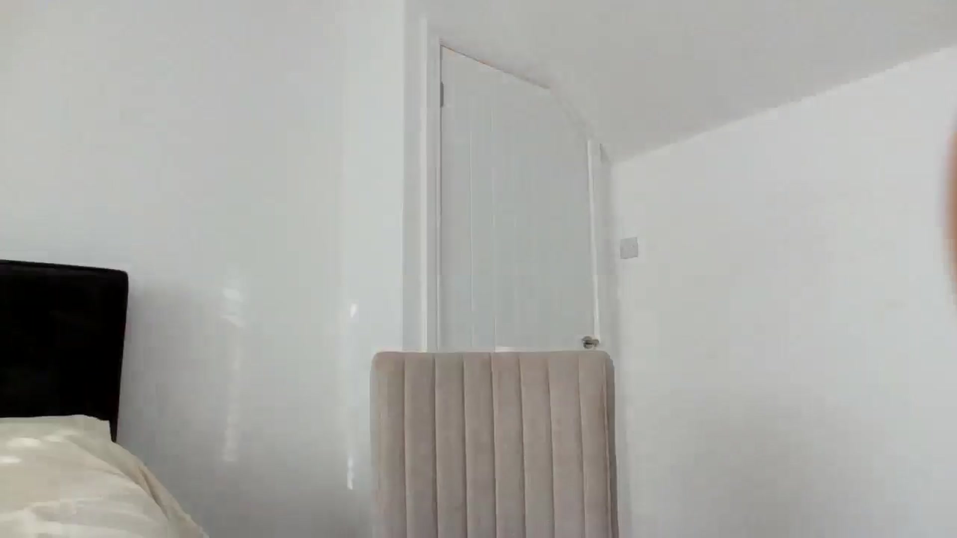 Gallery image thumbnail from MeganMiles's myfreecams stream on, 01/07/2026, 12:07 image 15 of 20