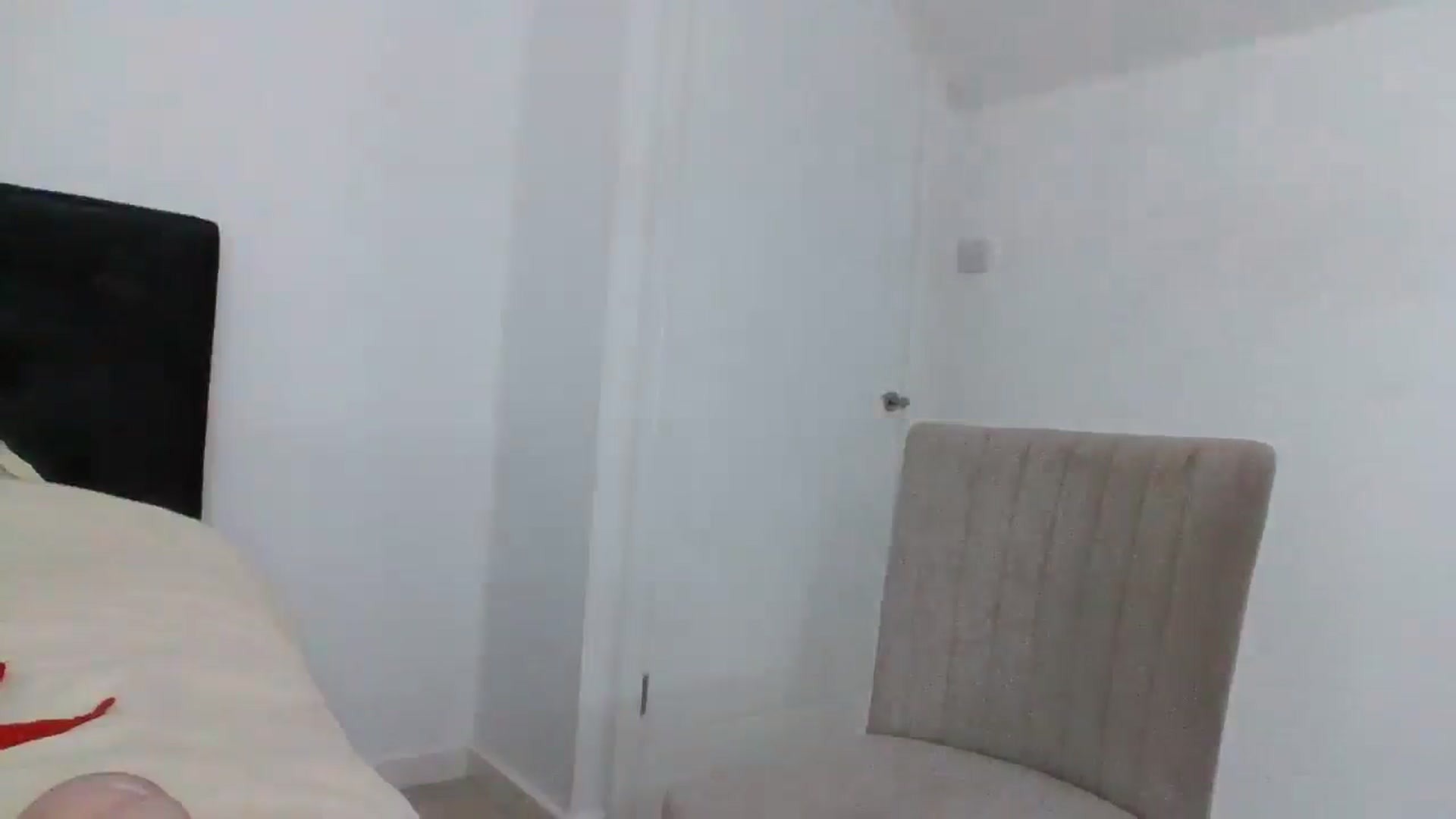 Gallery image thumbnail from MeganMiles's myfreecams stream on, 01/30/2026, 20:57 image 13 of 20