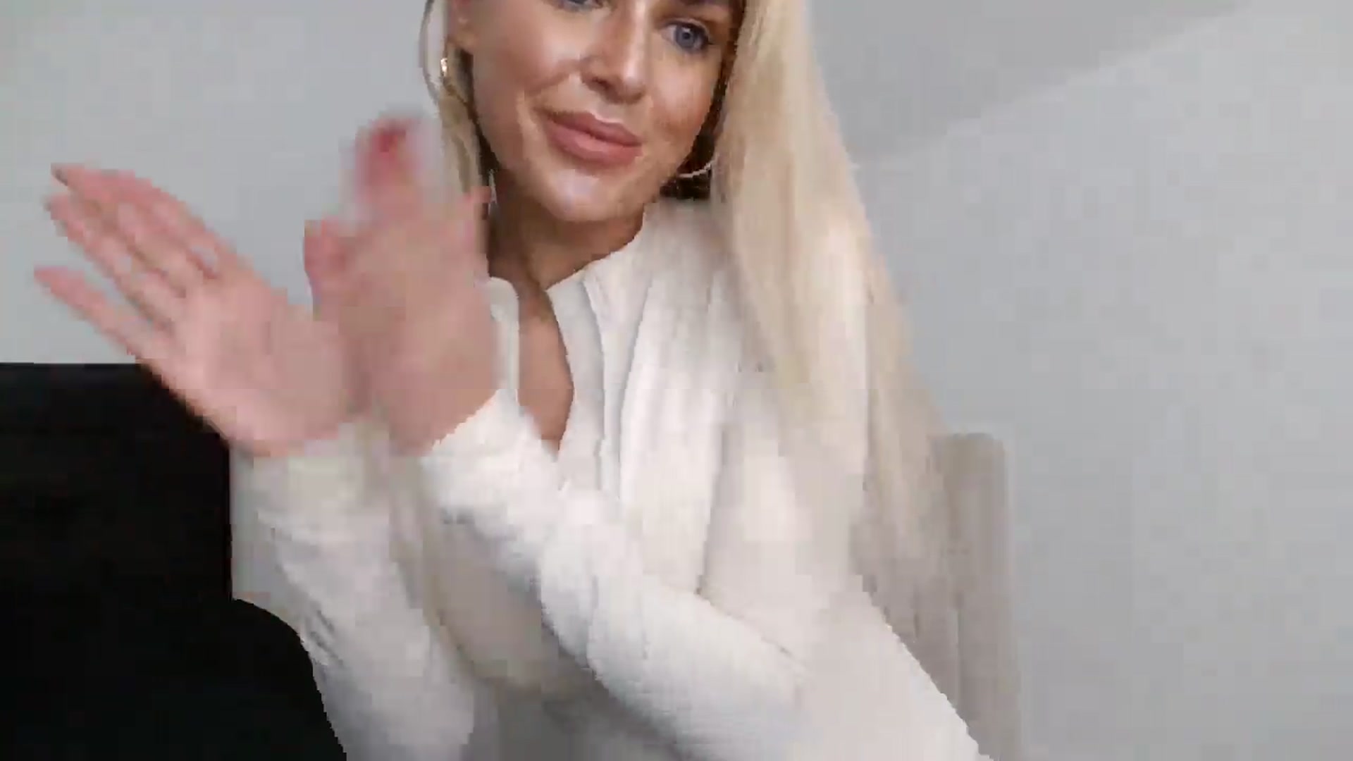 Gallery image thumbnail from MeganMiles's myfreecams stream on, 02/06/2026, 20:22 image 12 of 20