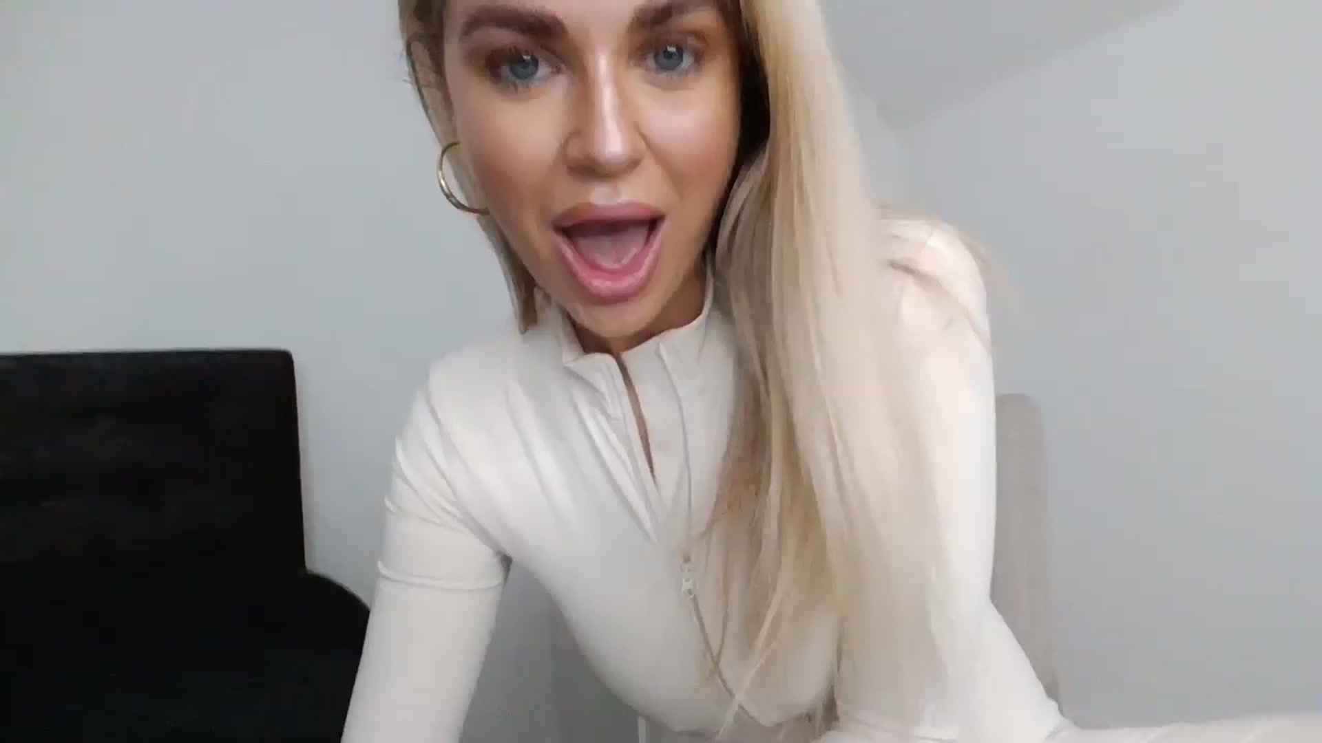 Gallery image thumbnail from MeganMiles's myfreecams stream on, 02/06/2026, 21:20 image 16 of 20