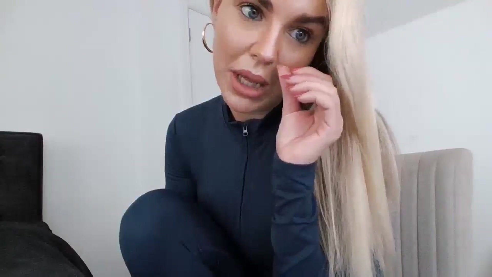 Gallery image thumbnail from MeganMiles's myfreecams stream on, 02/09/2026, 12:31 image 6 of 20