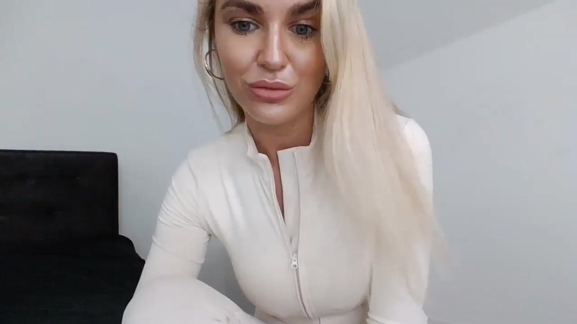 Gallery image thumbnail from MeganMiles's myfreecams stream on, 02/10/2026, 13:08 image 2 of 20