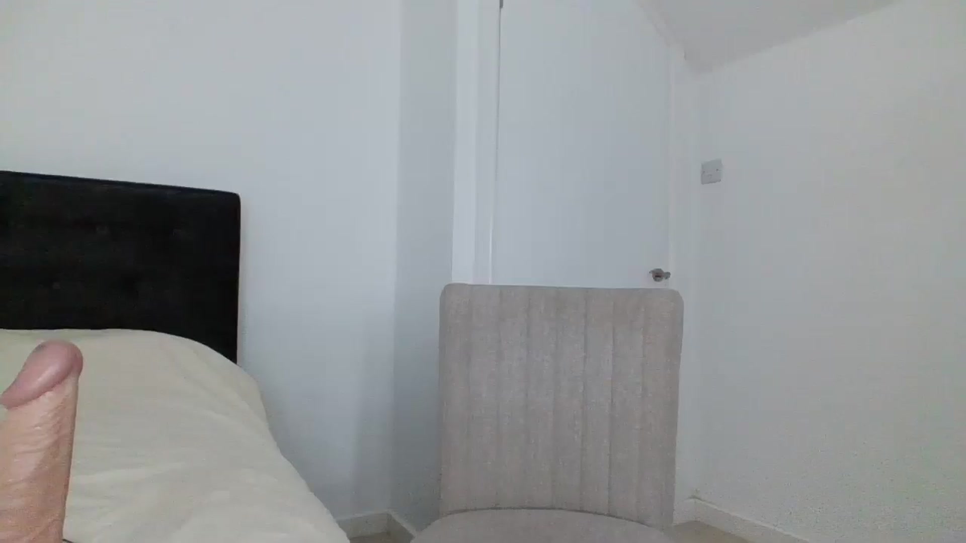 Gallery image thumbnail from MeganMiles's myfreecams stream on, 02/27/2026, 19:29 image 2 of 20