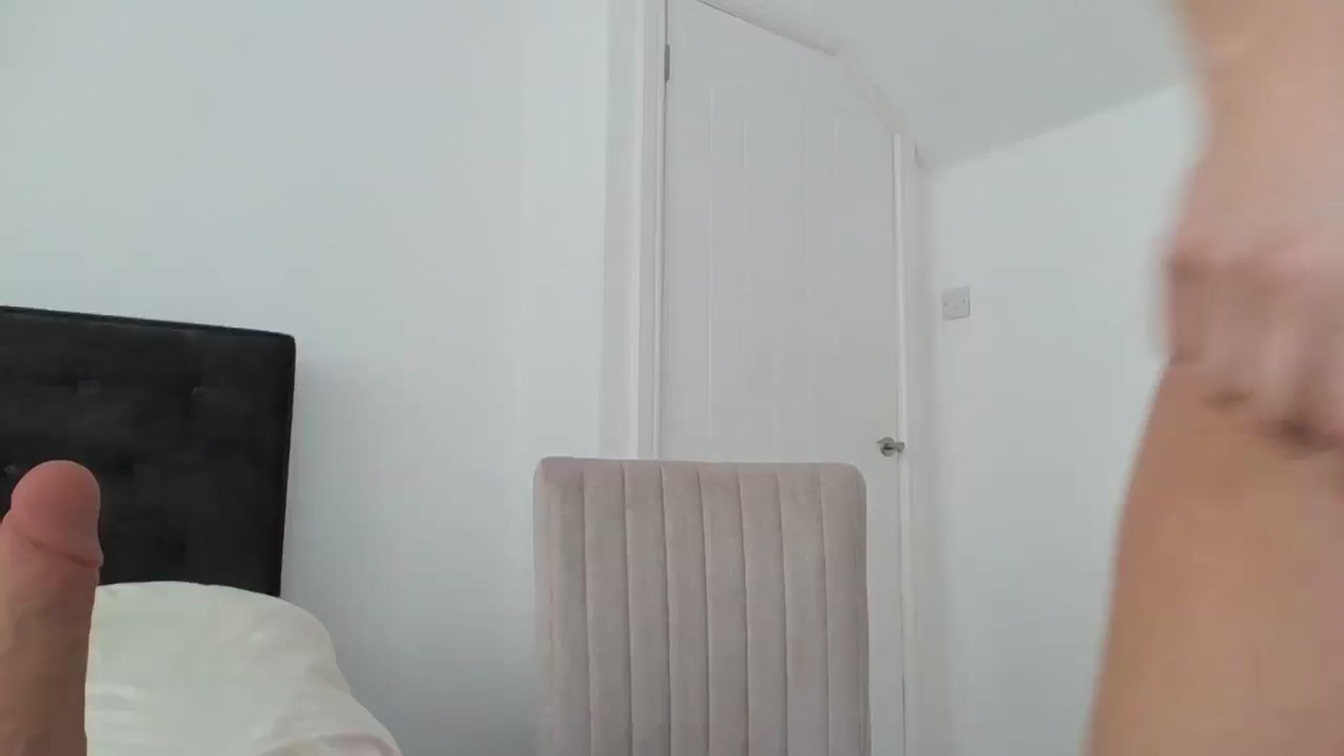 Gallery image thumbnail from MeganMiles's myfreecams stream on, 03/17/2026, 12:48 image 1 of 20