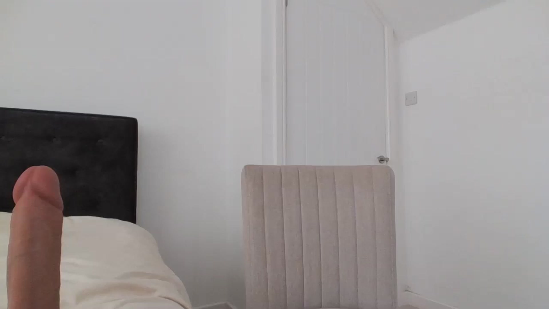 Gallery image thumbnail from MeganMiles's myfreecams stream on, 03/17/2026, 15:07 image 8 of 20