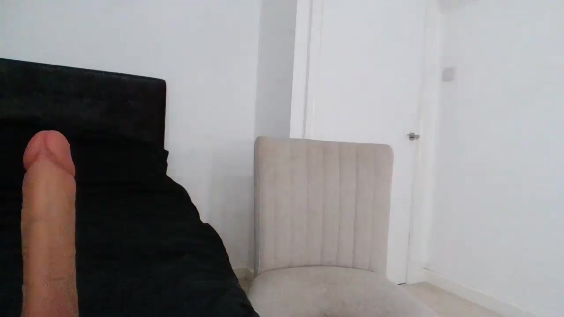 Gallery image thumbnail from MeganMiles's myfreecams stream on, 03/18/2026, 19:32 image 11 of 20