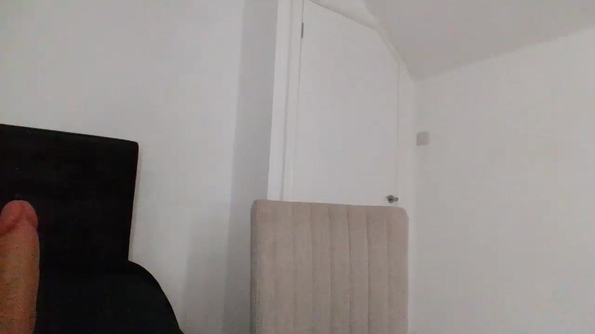 Gallery image thumbnail from MeganMiles's myfreecams stream on, 03/20/2026, 19:59 image 1 of 20