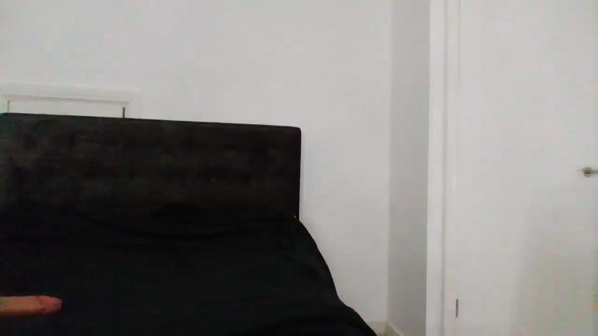Gallery image thumbnail from MeganMiles's myfreecams stream on, 03/31/2026, 19:49 image 11 of 20