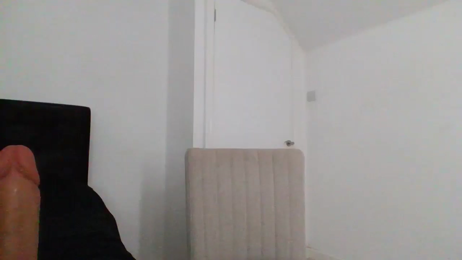Gallery image thumbnail from MeganMiles's myfreecams stream on, 04/08/2026, 21:24 image 15 of 20