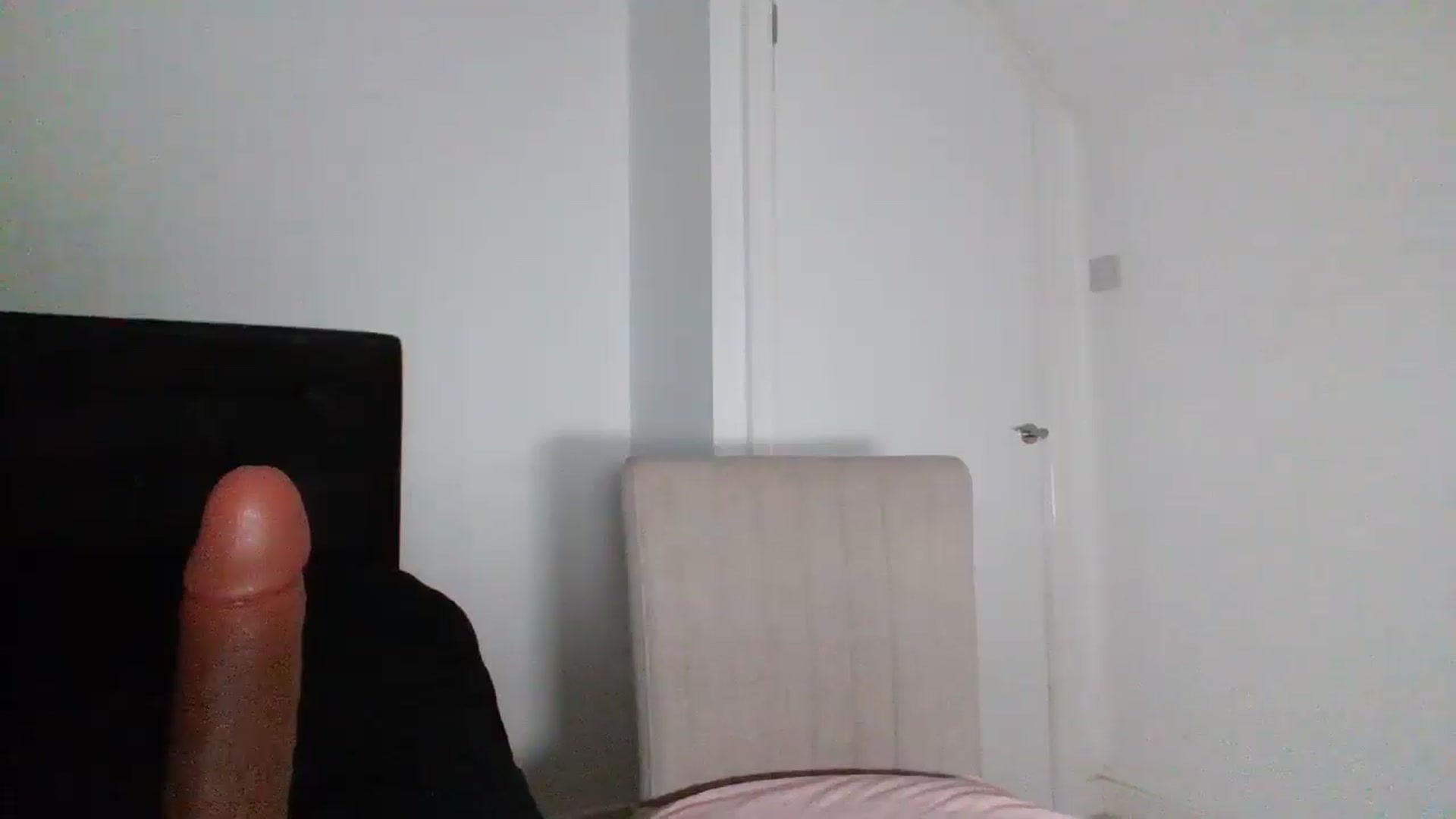 Gallery image thumbnail from MeganMiles's myfreecams stream on, 04/14/2026, 20:56 image 16 of 20