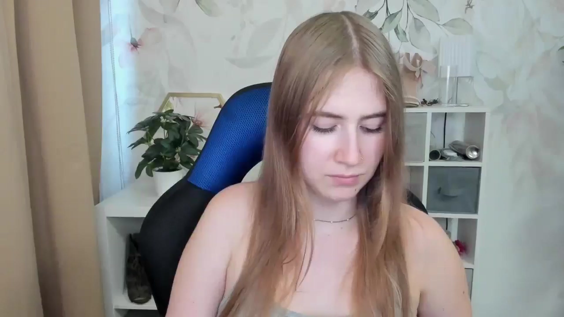 Gallery image thumbnail from MeganStudent's myfreecams stream on, 09/02/2025, 16:37 image 10 of 20