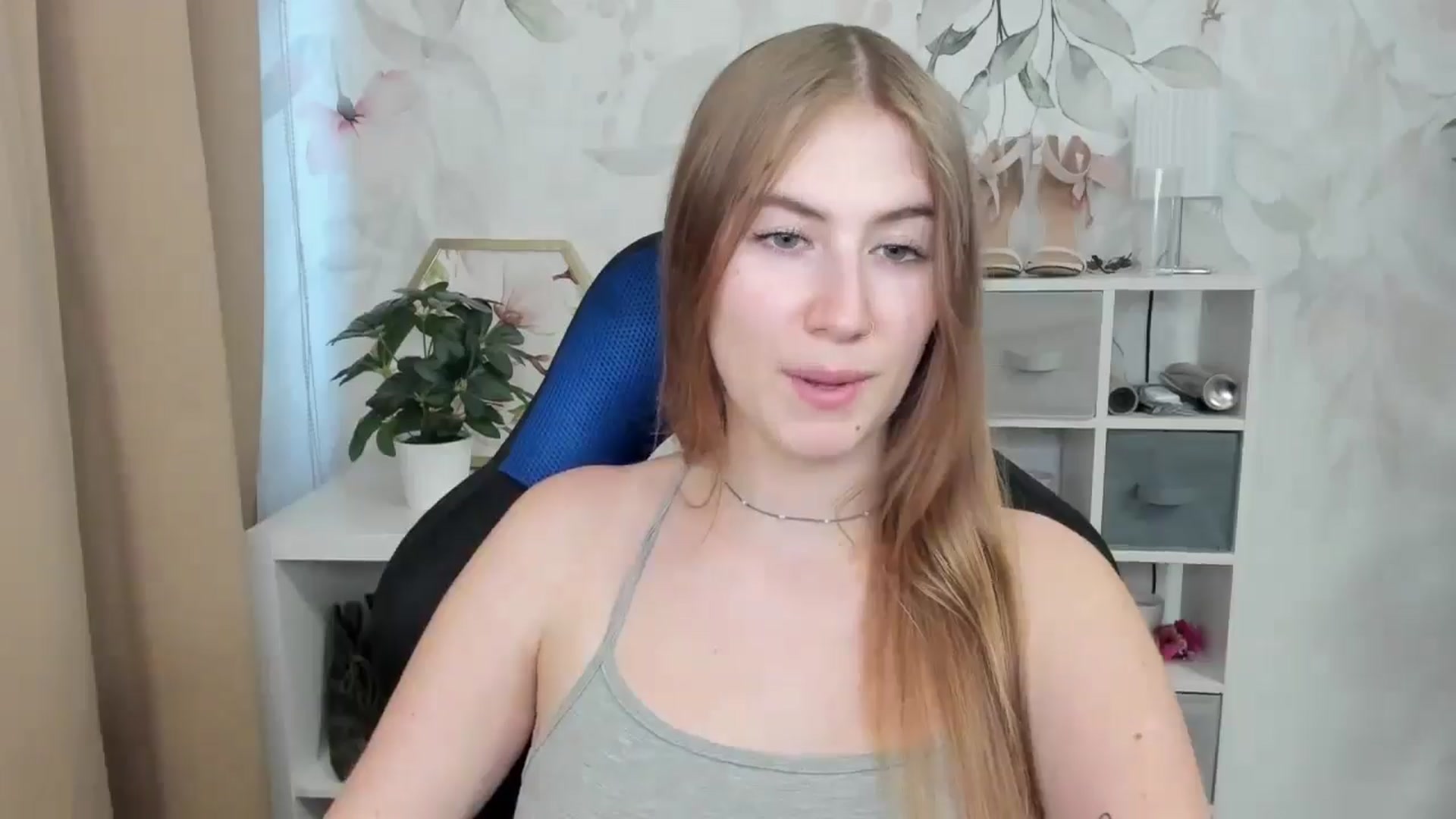 Gallery image thumbnail from MeganStudent's myfreecams stream on, 09/02/2025, 16:37 image 18 of 20