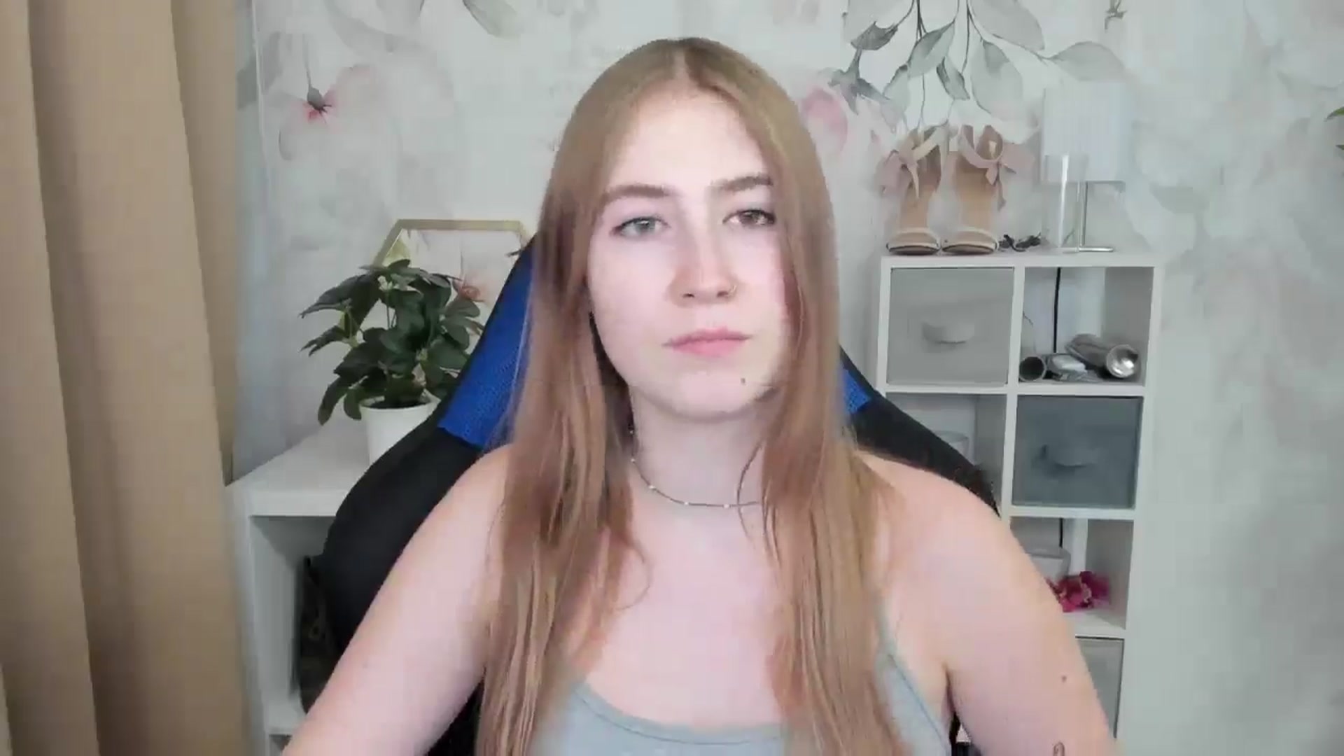 Gallery image thumbnail from MeganStudent's myfreecams stream on, 09/02/2025, 18:15 image 11 of 20