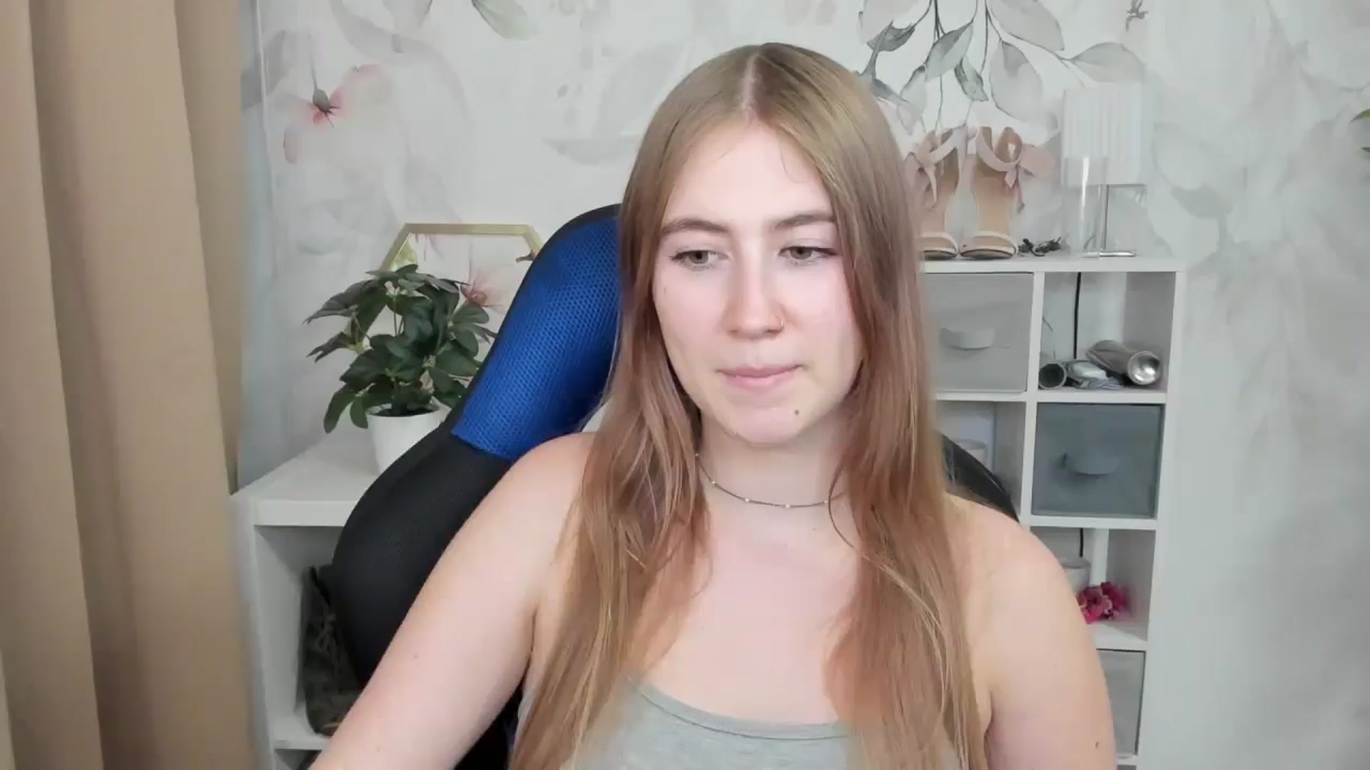 Gallery image thumbnail from MeganStudent's myfreecams stream on, 09/02/2025, 18:15 image 12 of 20