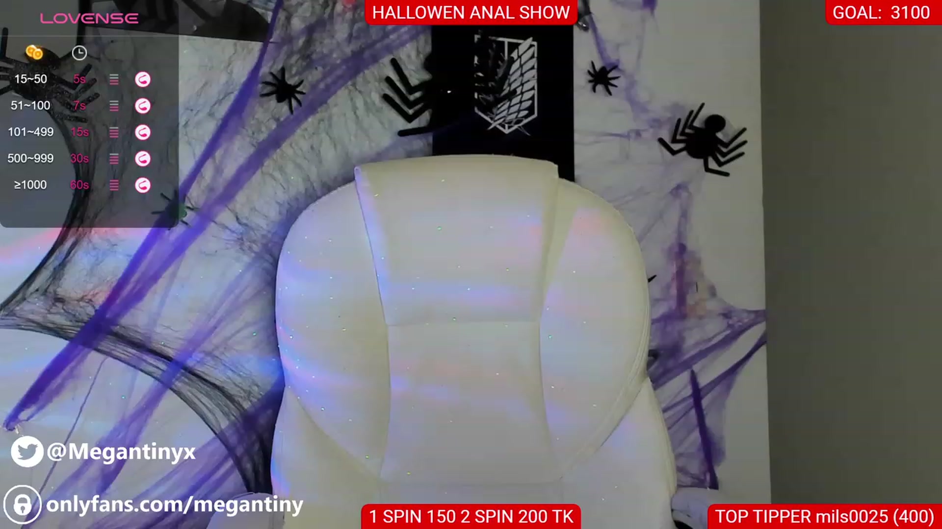 Gallery image thumbnail from MeganTiny's myfreecams stream on, 10/31/2023, 02:42 image 6 of 20