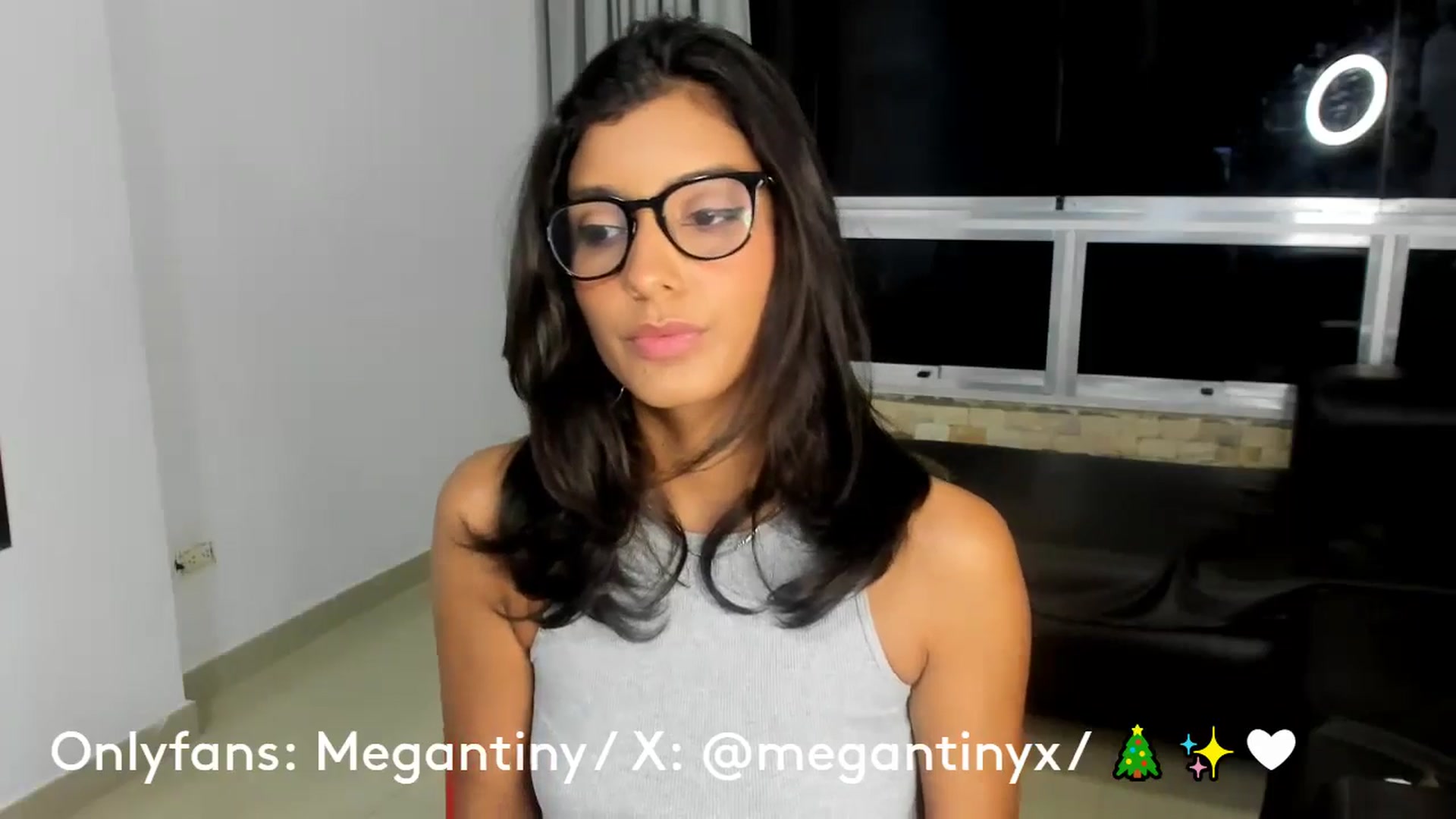 Gallery image thumbnail from MeganTiny's myfreecams stream on, 12/19/2024, 02:53 image 14 of 20