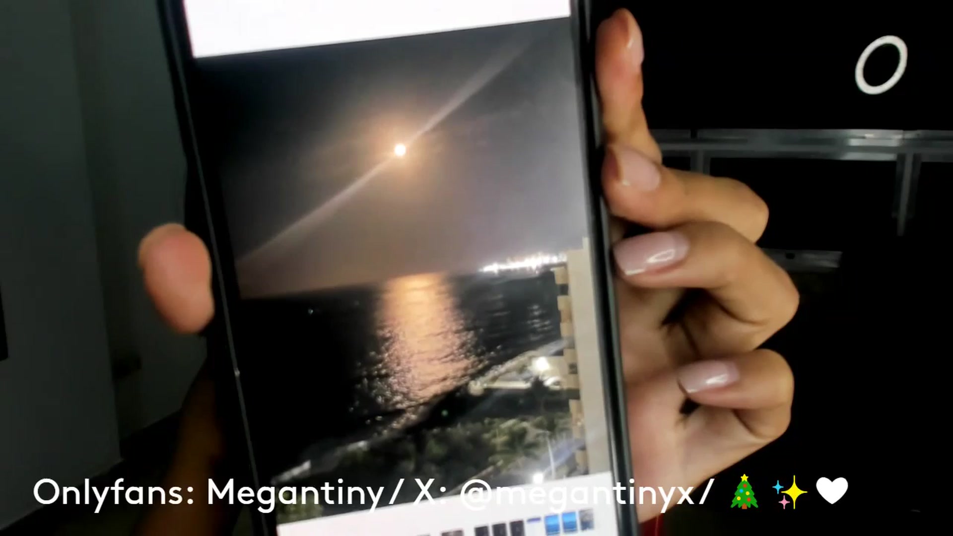 Gallery image thumbnail from MeganTiny's myfreecams stream on, 12/19/2024, 02:53 image 7 of 20