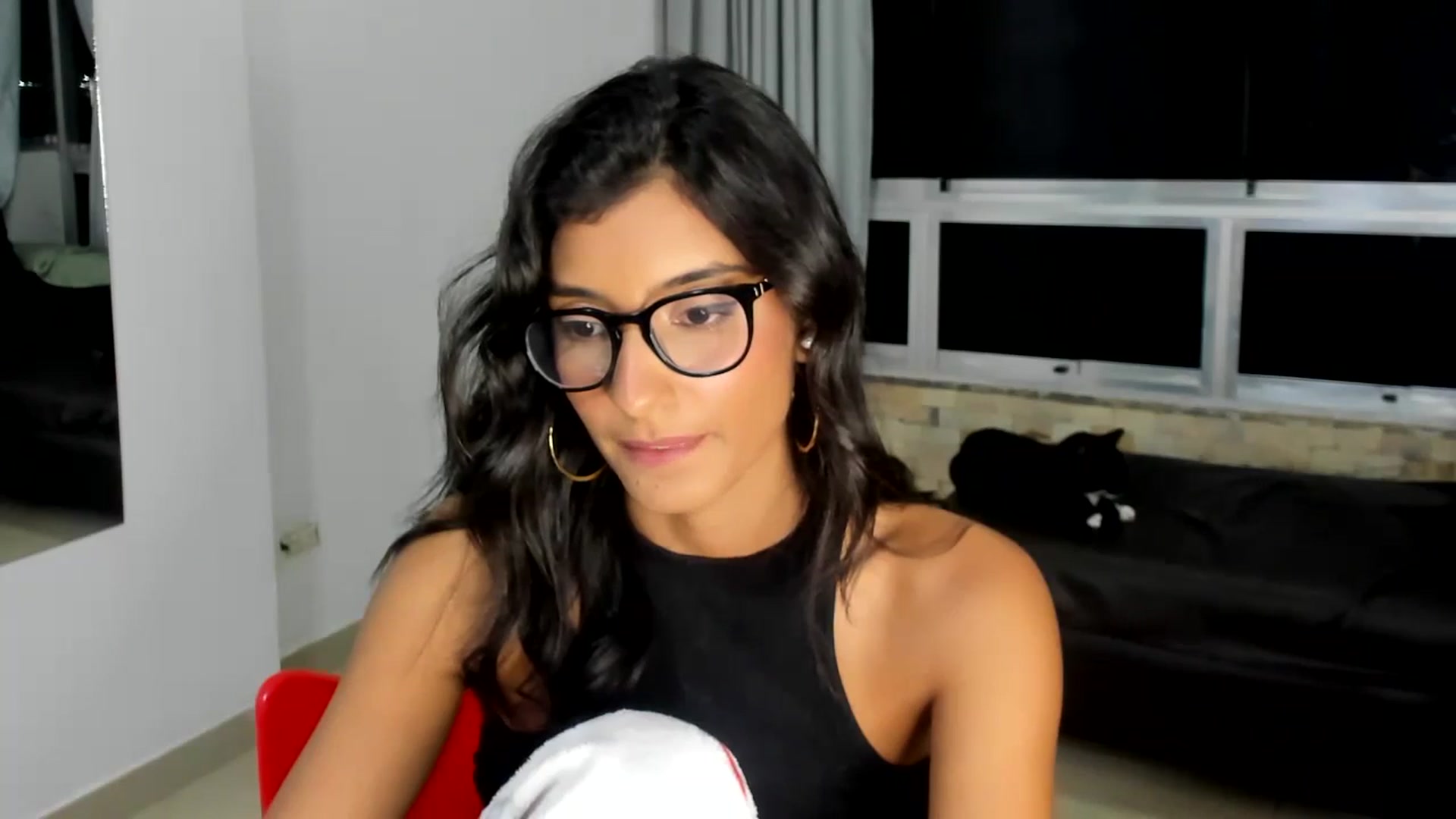 Gallery image thumbnail from MeganTiny's myfreecams stream on, 12/29/2024, 03:02 image 20 of 20