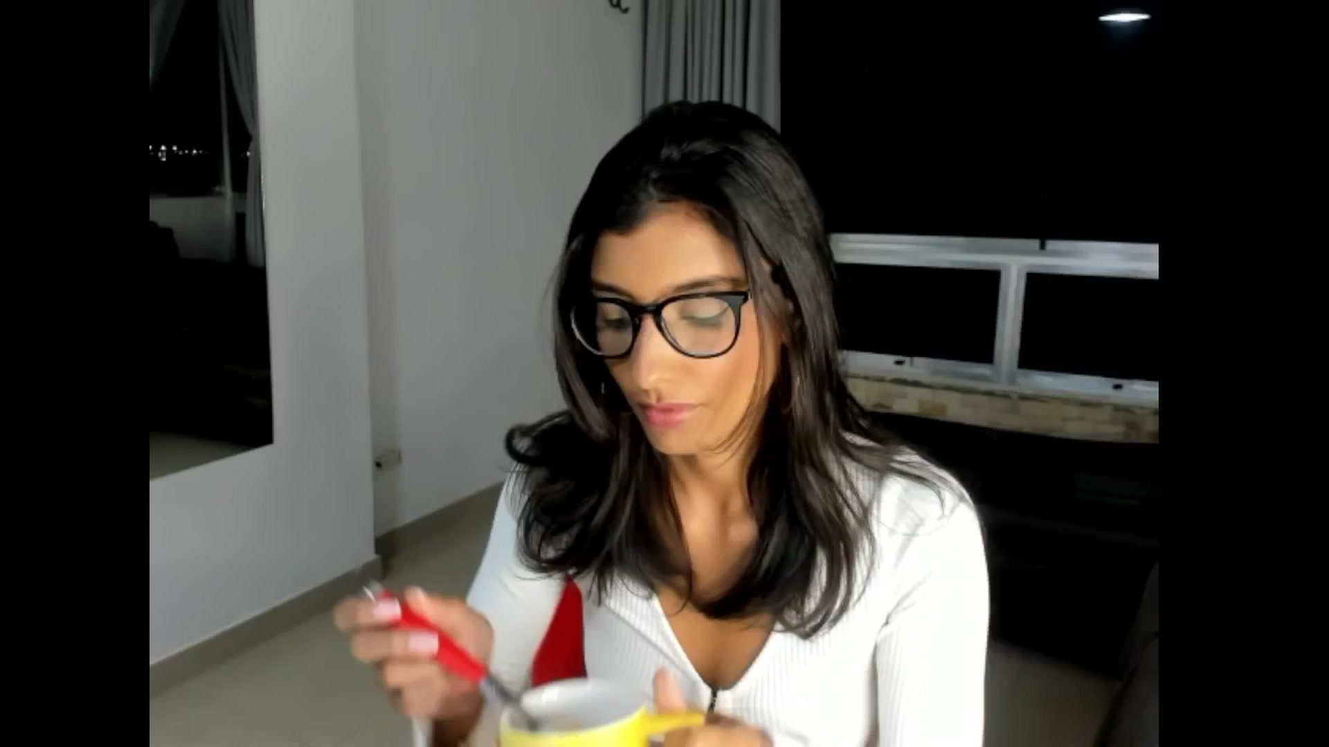 Gallery image thumbnail from MeganTiny's myfreecams stream on, 01/10/2025, 23:28 image 18 of 20
