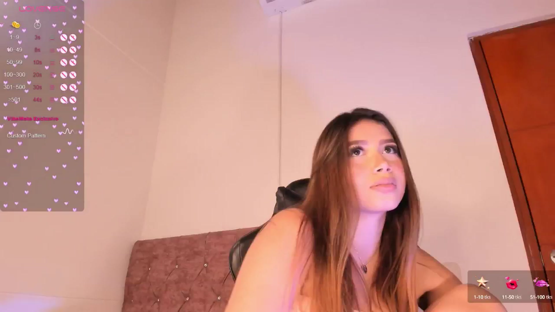 Gallery image thumbnail from Megan_1206's myfreecams stream on, 11/14/2024, 10:25 image 13 of 20