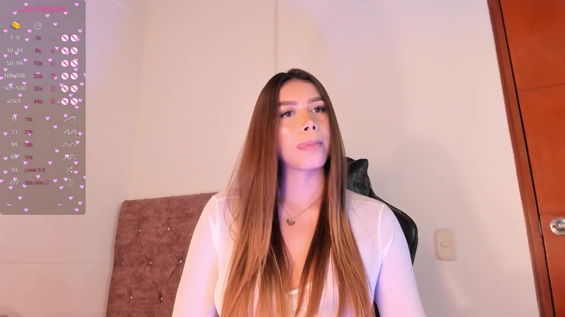 Gallery image thumbnail from Megan_1206's myfreecams stream on, 12/30/2024, 08:50 image 18 of 20