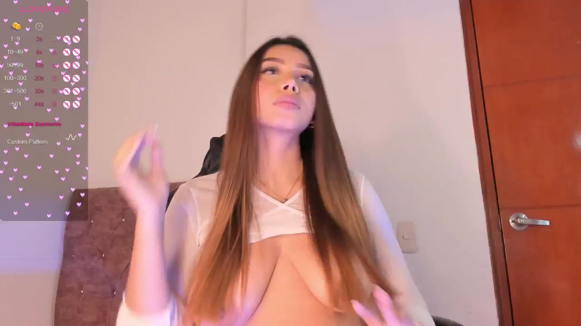 Gallery image thumbnail from Megan_1206's myfreecams stream on, 12/30/2024, 09:50 image 1 of 20