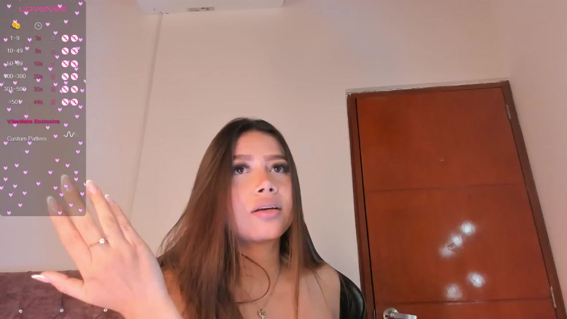 Gallery image thumbnail from Megan_1206's myfreecams stream on, 02/26/2025, 09:04 image 4 of 20