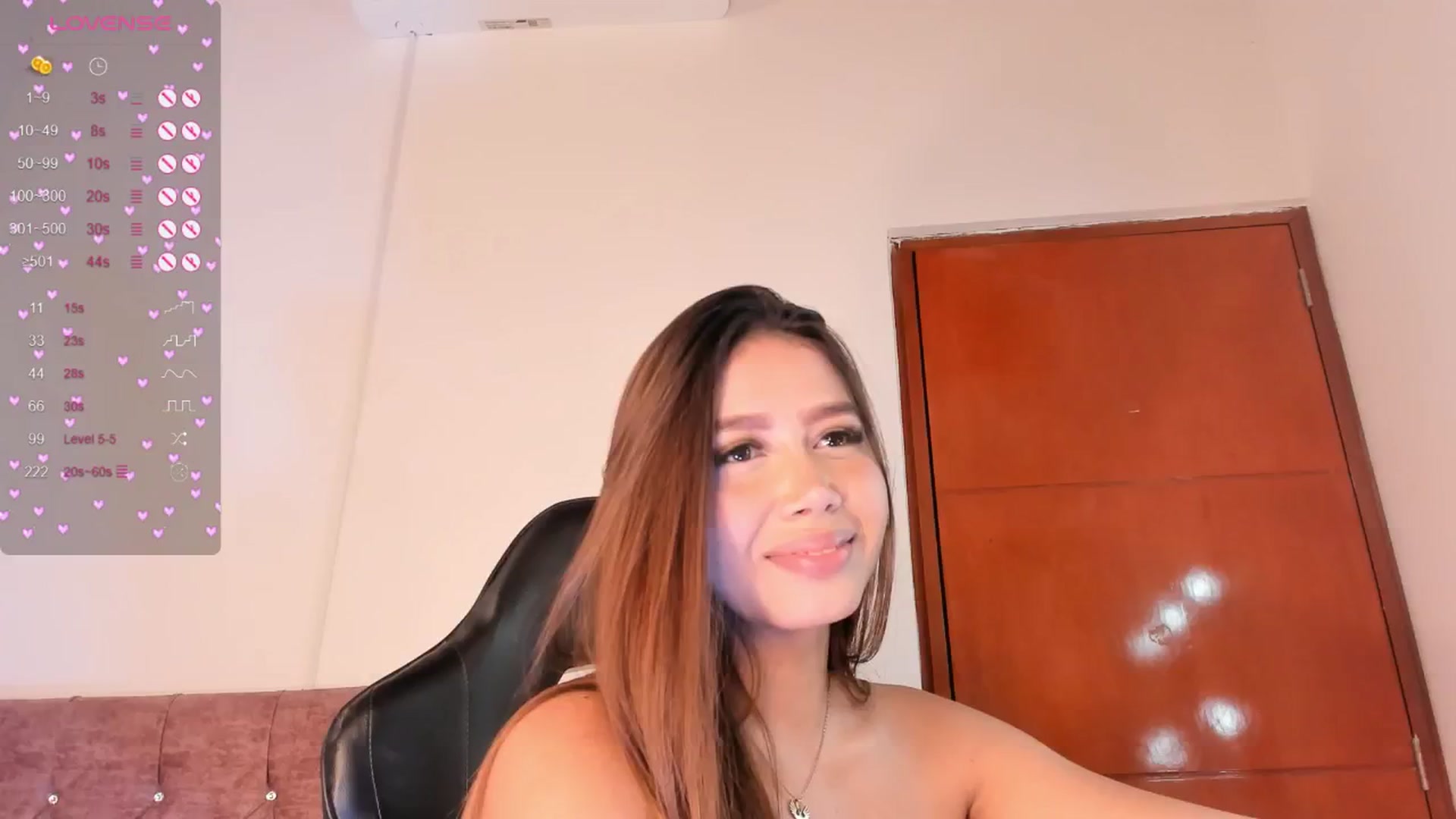 Gallery image thumbnail from Megan_1206's myfreecams stream on, 02/26/2025, 09:04 image 19 of 20