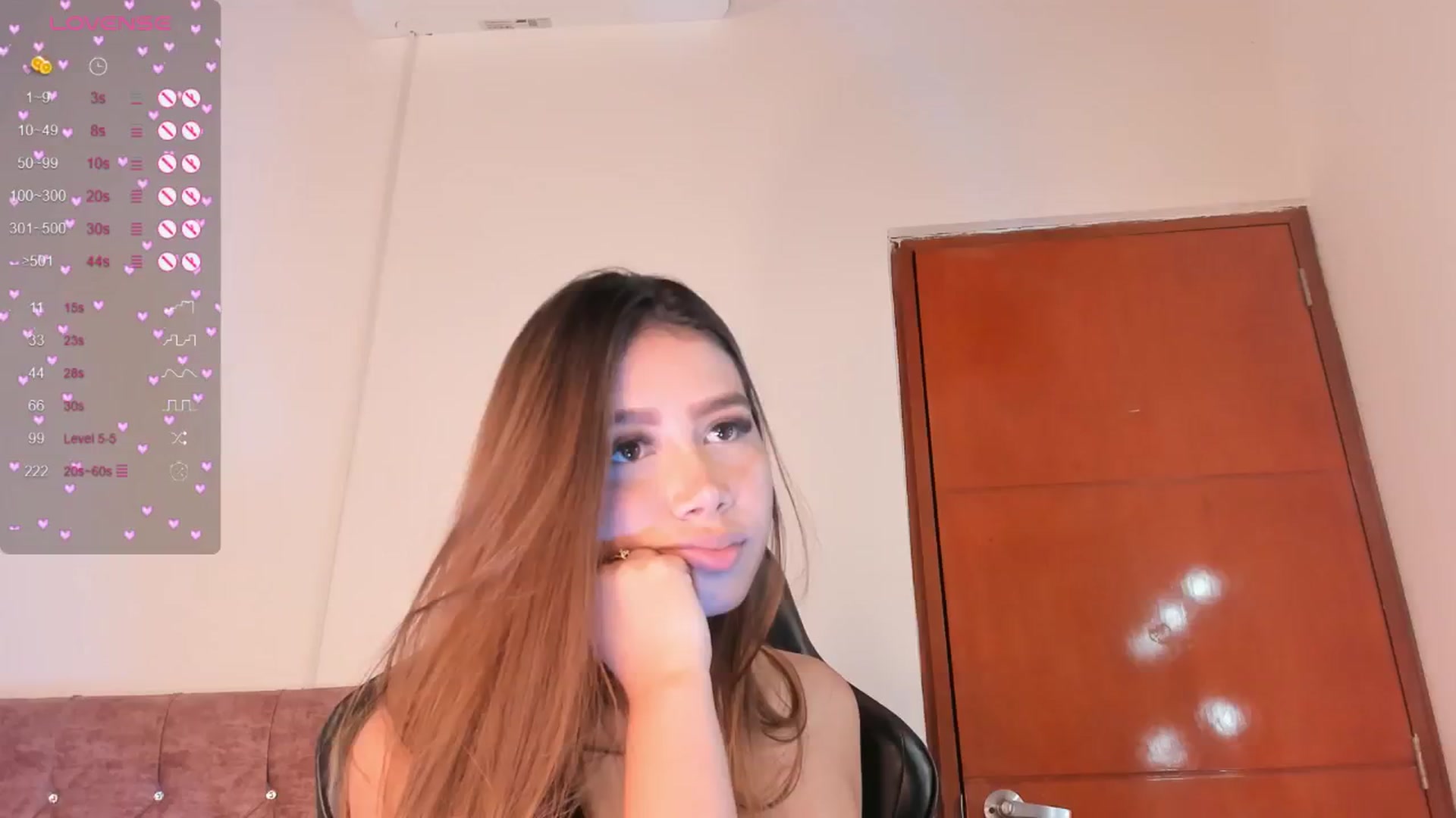 Gallery image thumbnail from Megan_1206's myfreecams stream on, 02/26/2025, 09:04 image 1 of 20