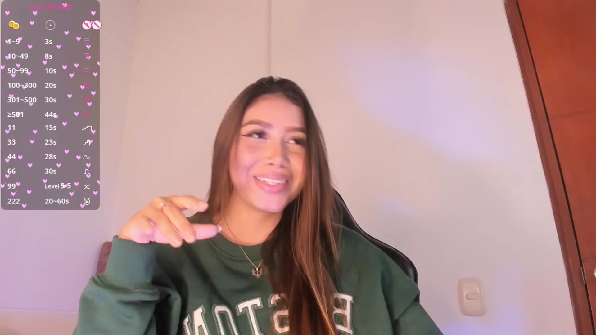 Gallery image thumbnail from Megan_1206's myfreecams stream on, 03/15/2025, 09:32 image 1 of 20