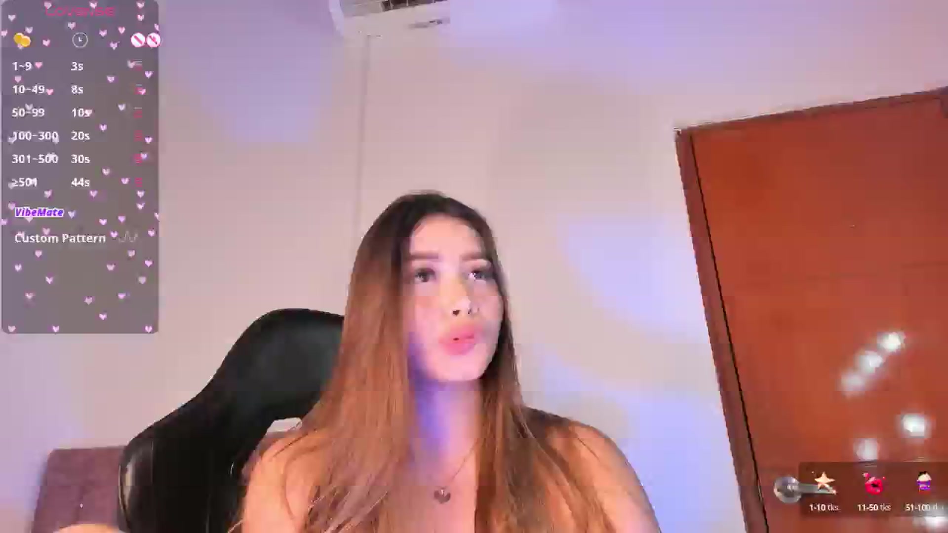 Gallery image thumbnail from Megan_1206's myfreecams stream on, 05/08/2025, 08:49 image 3 of 20