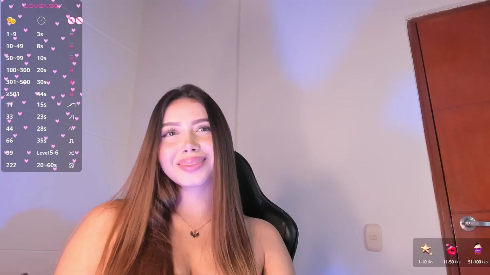 Gallery image thumbnail from Megan_1206's myfreecams stream on, 06/11/2025, 06:04 image 18 of 20