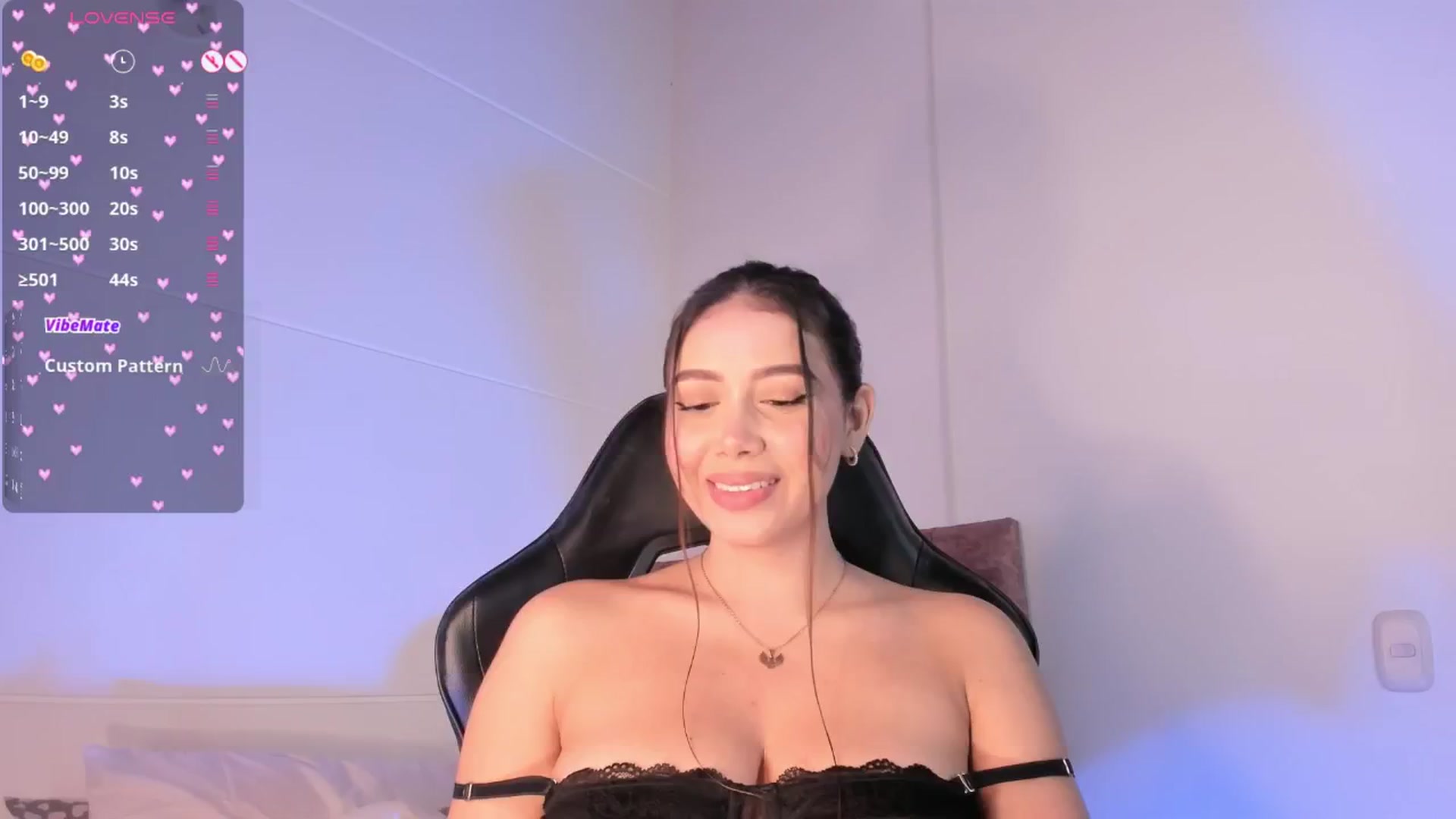 Gallery image thumbnail from Megan_1206's myfreecams stream on, 06/13/2025, 07:38 image 16 of 20