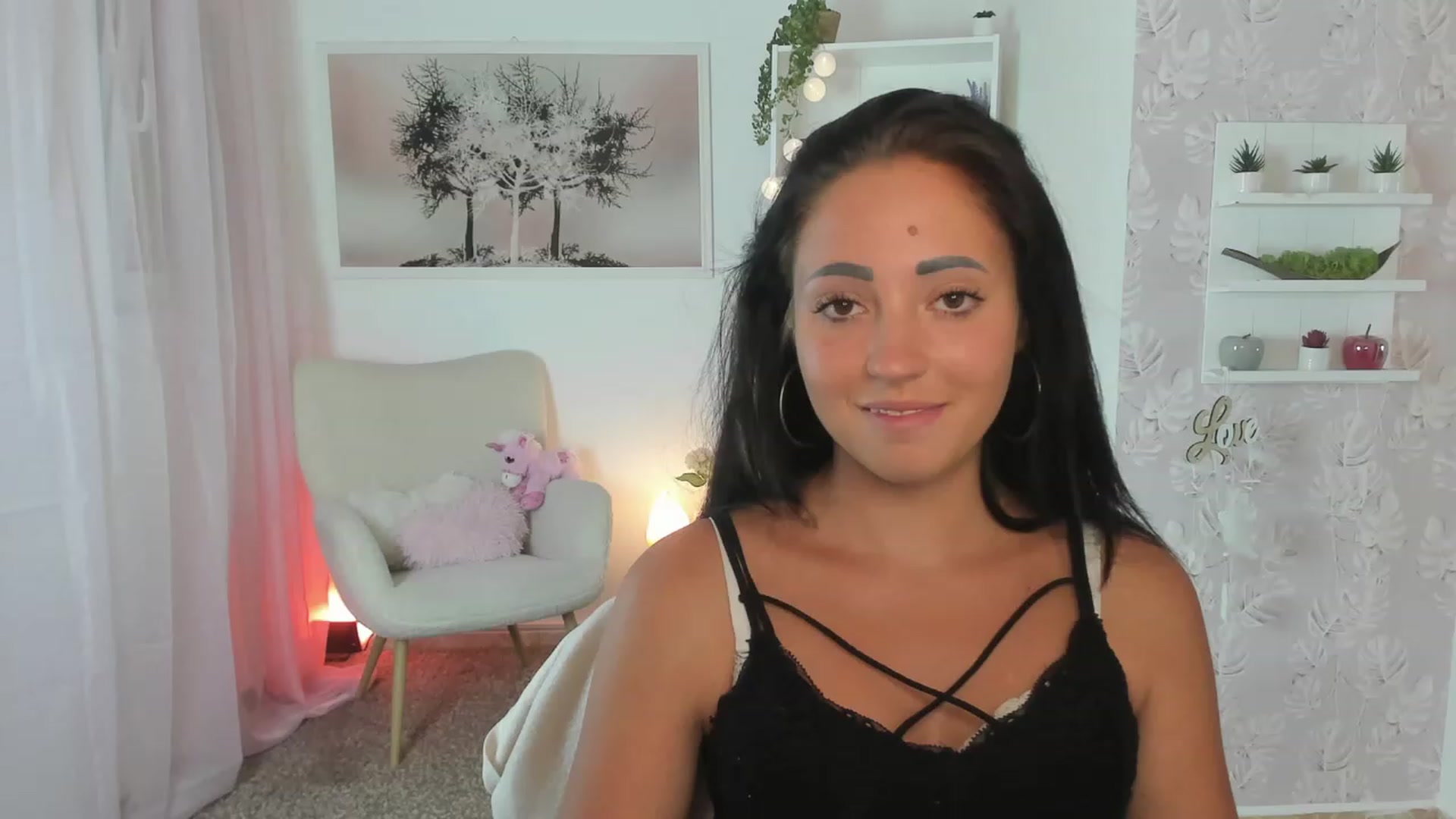 Gallery image thumbnail from Megan_Rain18's myfreecams stream on, 07/05/2023, 12:38 image 3 of 20