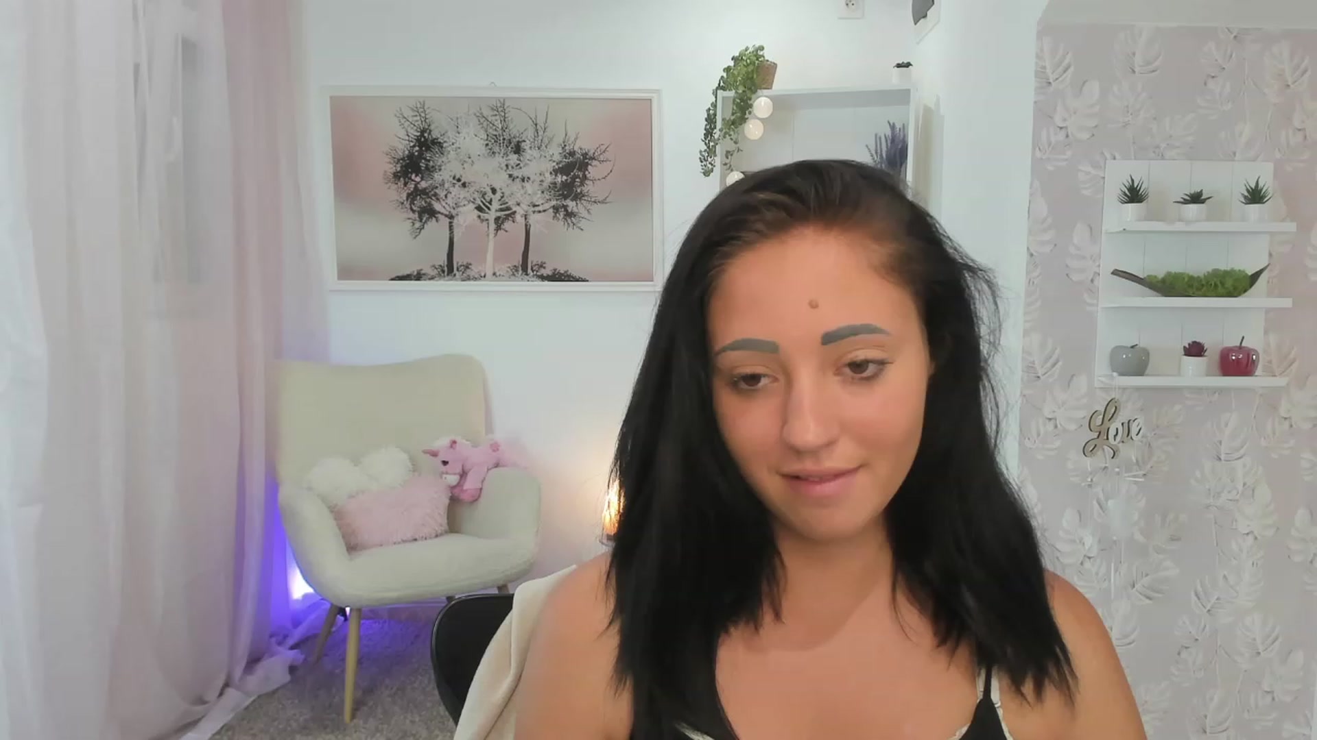 Gallery image thumbnail from Megan_Rain18's myfreecams stream on, 07/06/2023, 10:31 image 8 of 20