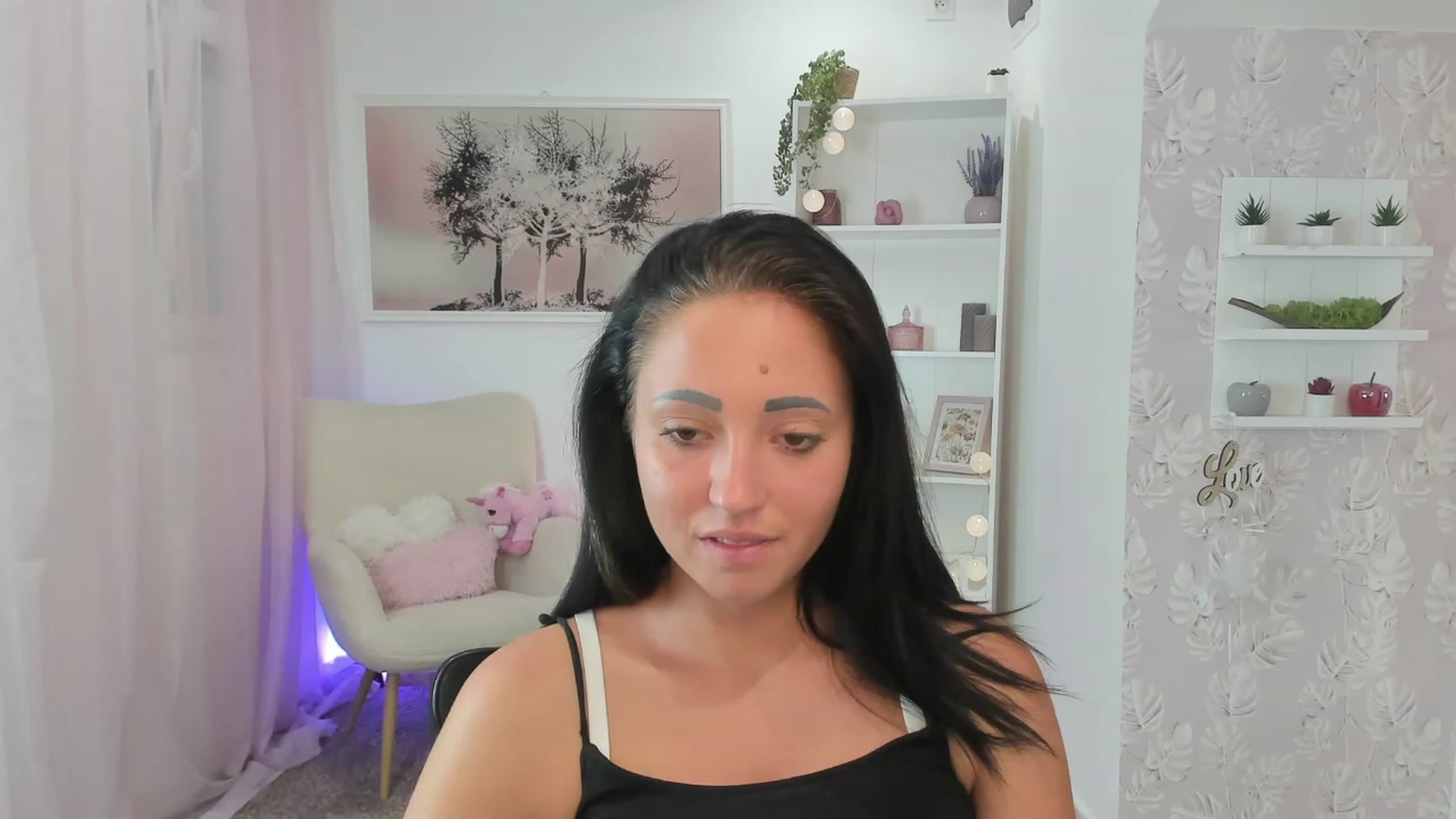 Gallery image thumbnail from Megan_Rain18's myfreecams stream on, 07/06/2023, 12:11 image 19 of 20
