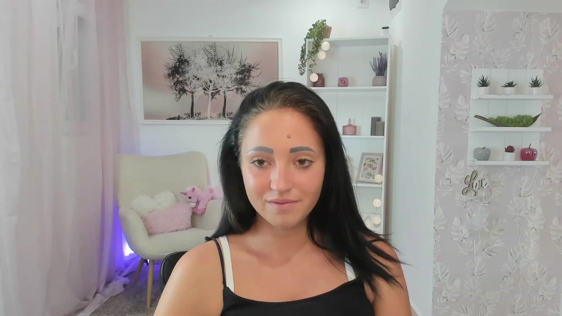 Gallery image thumbnail from Megan_Rain18's myfreecams stream on, 07/06/2023, 12:11 image 18 of 20