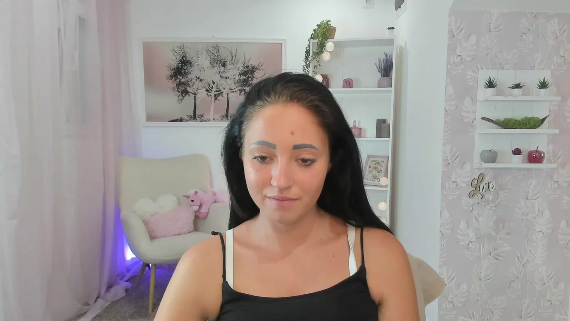Gallery image thumbnail from Megan_Rain18's myfreecams stream on, 07/06/2023, 12:11 image 14 of 20