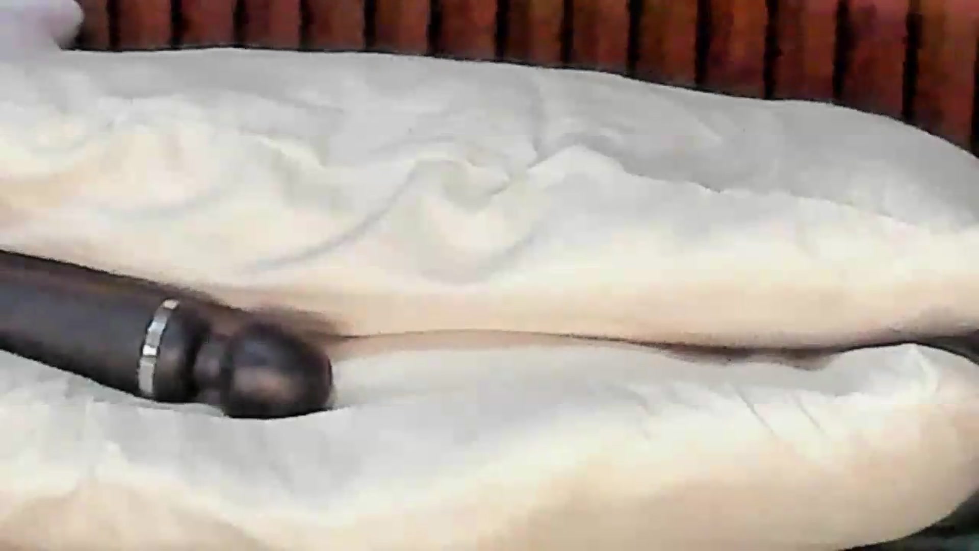 Gallery image thumbnail from Meganmoore_'s myfreecams stream on, 08/17/2026, 01:18 image 3 of 20