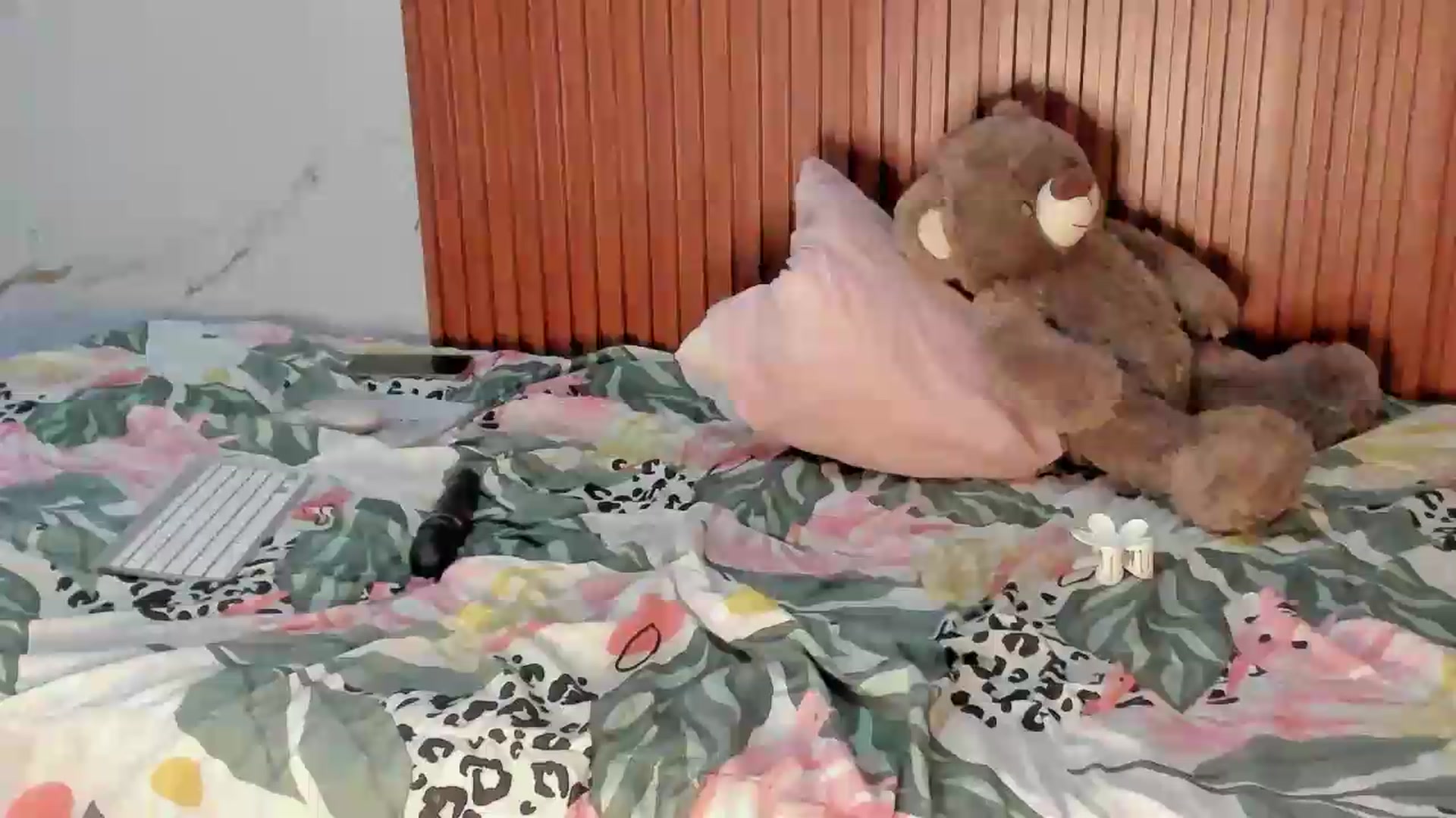Gallery image thumbnail from Meganmoore_'s myfreecams stream on, 09/03/2026, 02:41 image 7 of 20