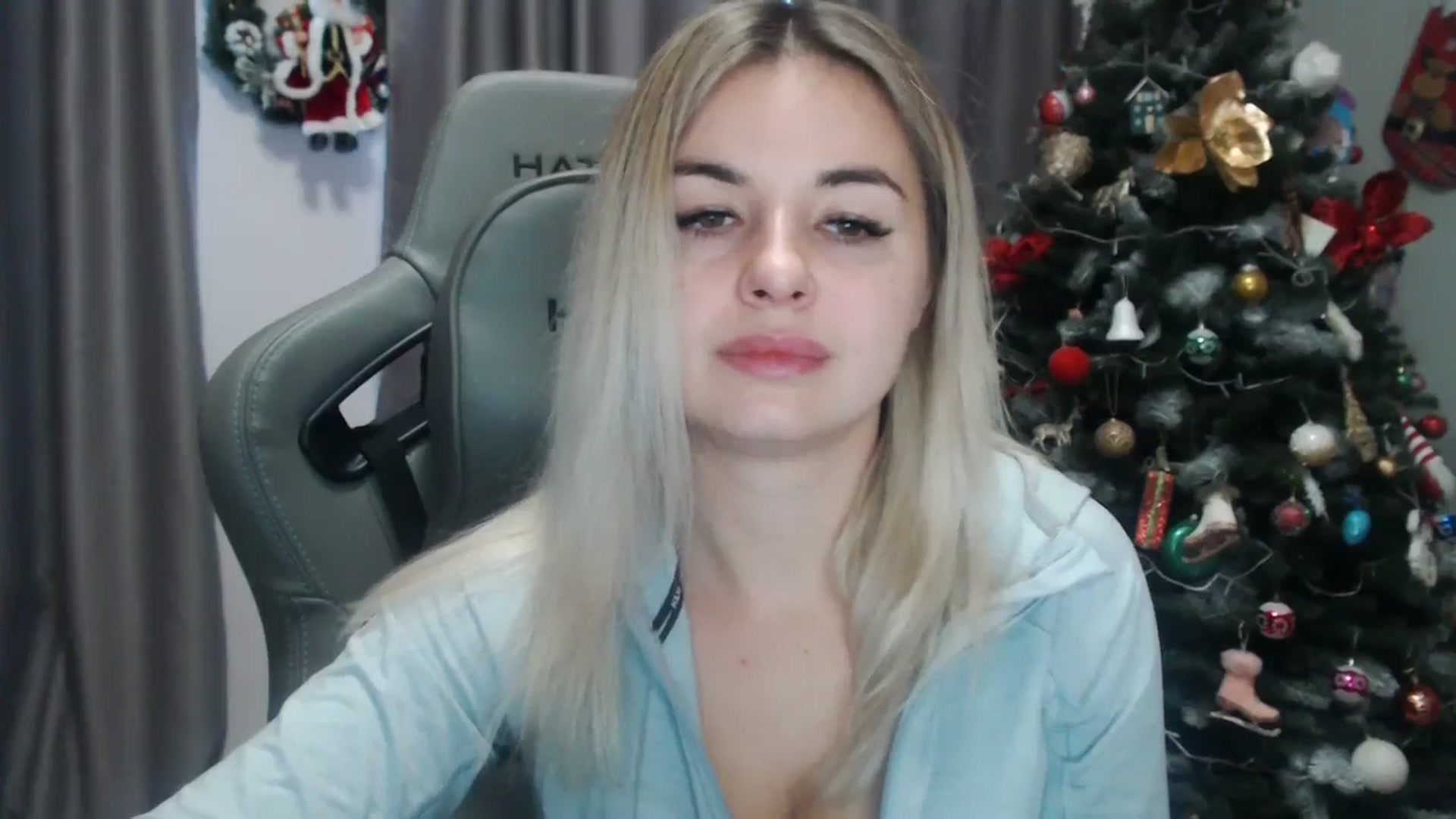 Gallery image thumbnail from Meganwantyou's myfreecams stream on, 01/02/2026, 11:44 image 17 of 20