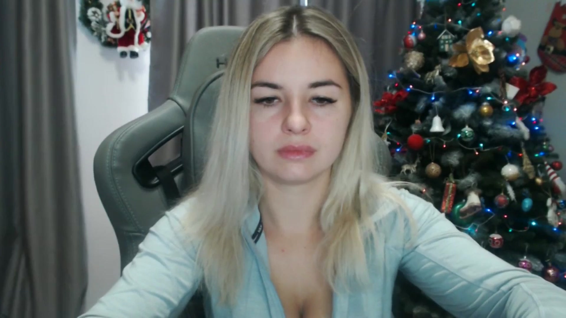 Gallery image thumbnail from Meganwantyou's myfreecams stream on, 01/02/2026, 11:44 image 6 of 20