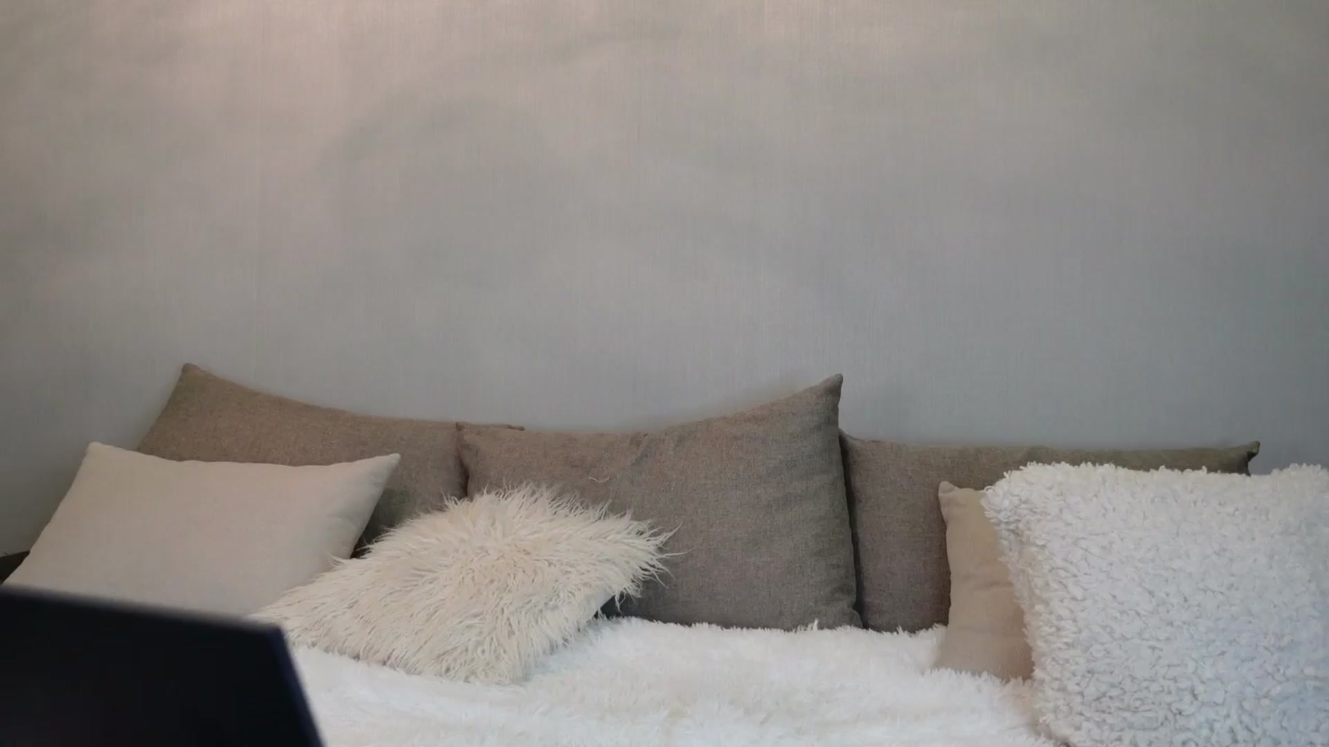 Gallery image thumbnail from Megg_Milligun's myfreecams stream on, 04/02/2024, 17:20 image 1 of 20