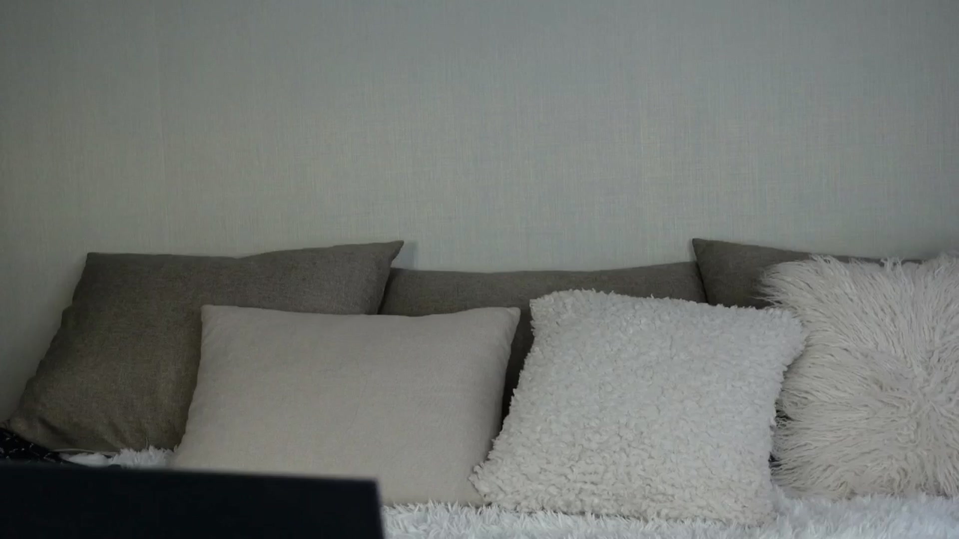 Gallery image thumbnail from Megg_Milligun's myfreecams stream on, 05/15/2024, 08:58 image 8 of 20