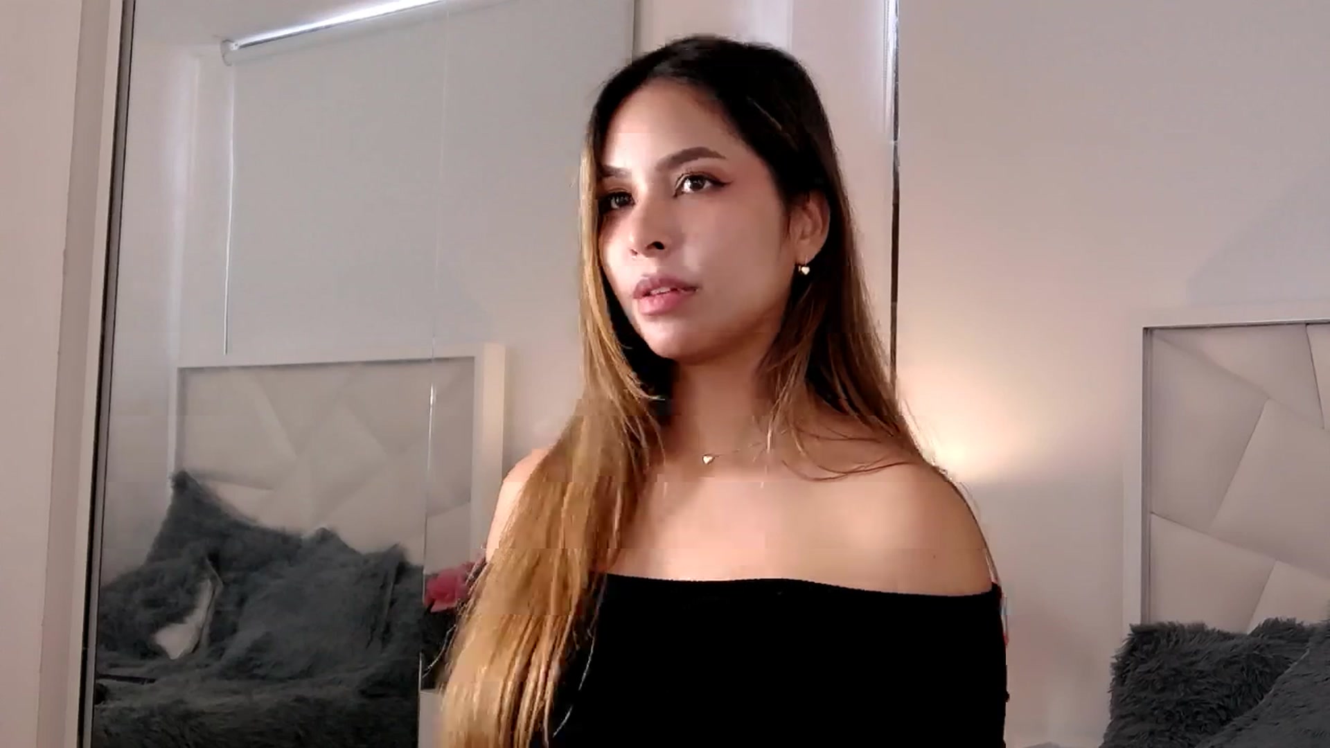Gallery image thumbnail from Megui's myfreecams stream on, 09/12/2025, 12:31 image 15 of 20