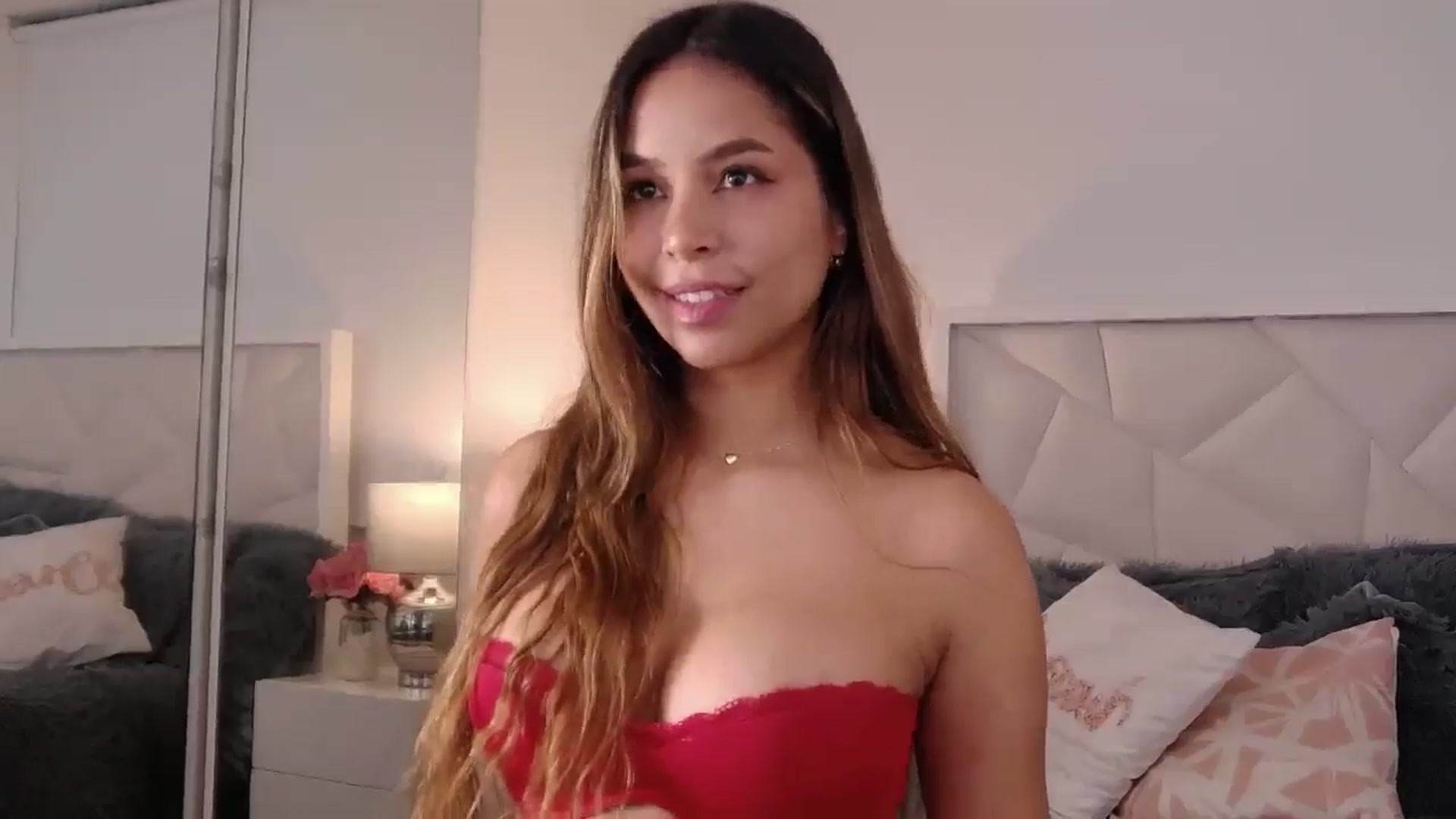 Gallery image thumbnail from Megui's myfreecams stream on, 09/18/2025, 12:11 image 3 of 20